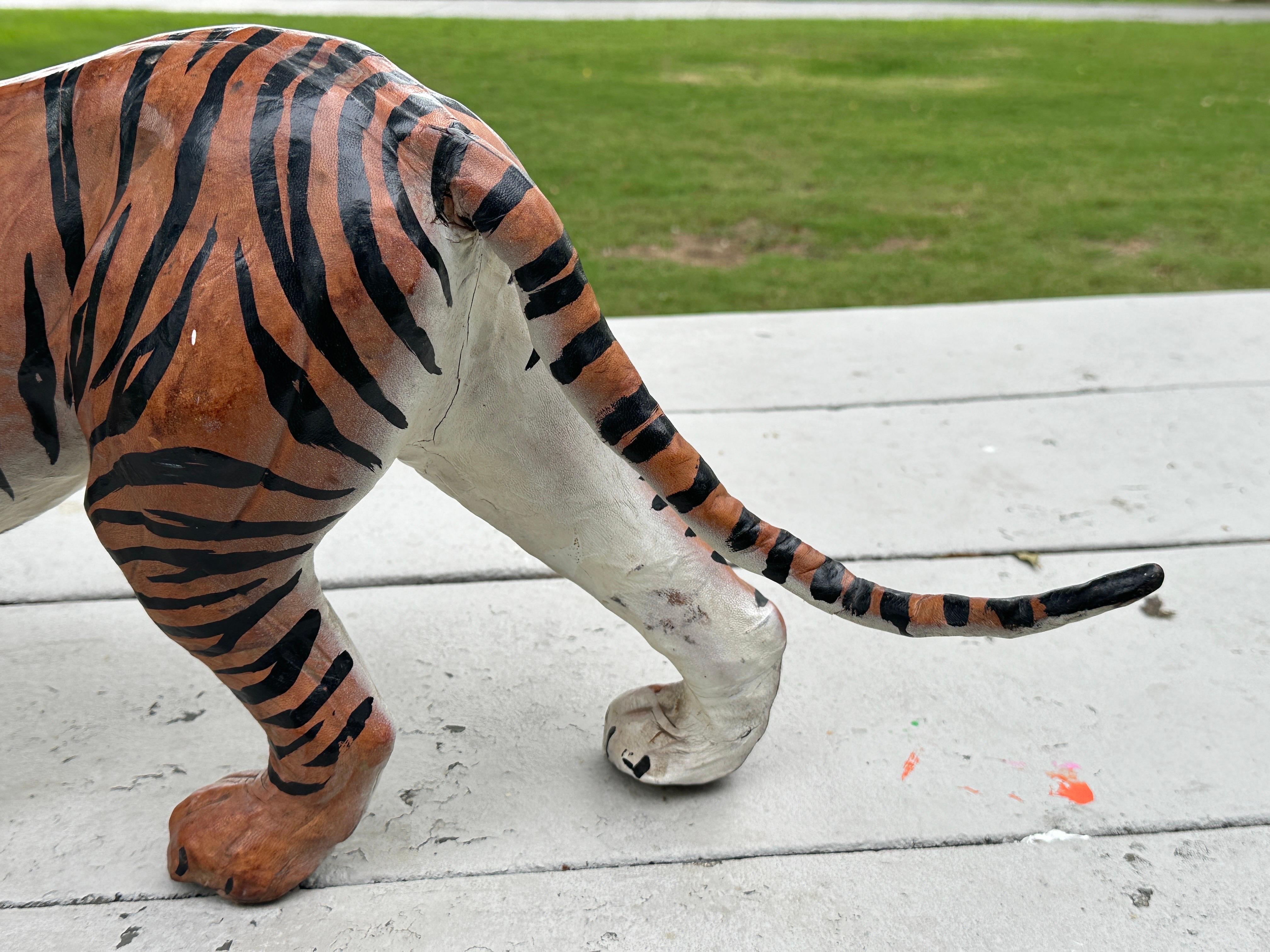 Bengalische Tiger-Skulptur im Angebot 1