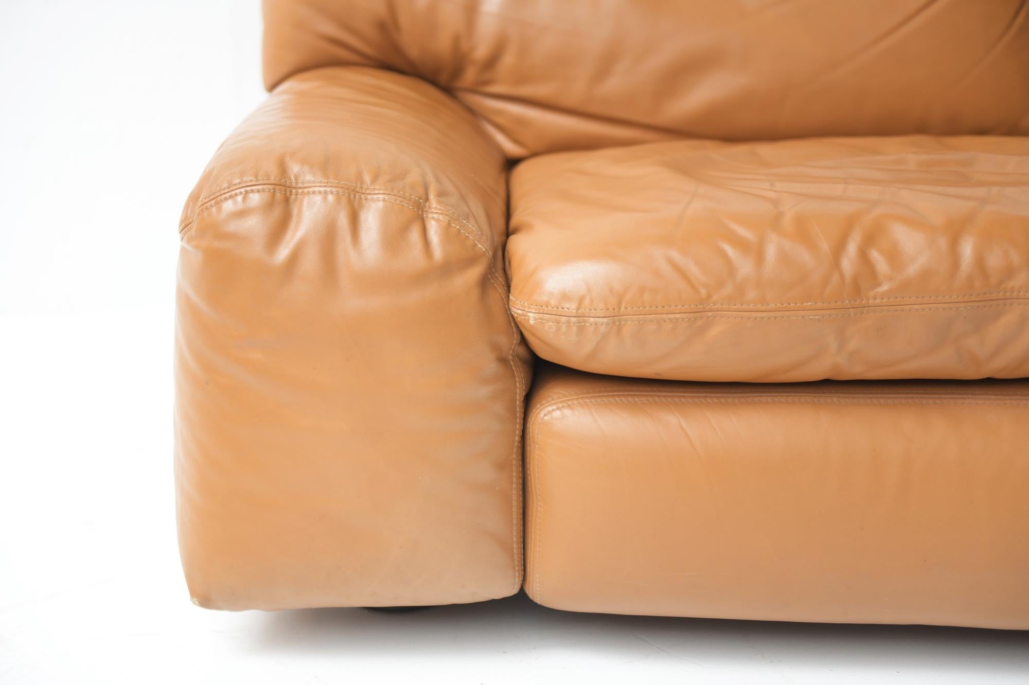 Cognacfarbene Vintage-Sofa aus Leder von Cini Bouri für Arflex Italien im Angebot 4