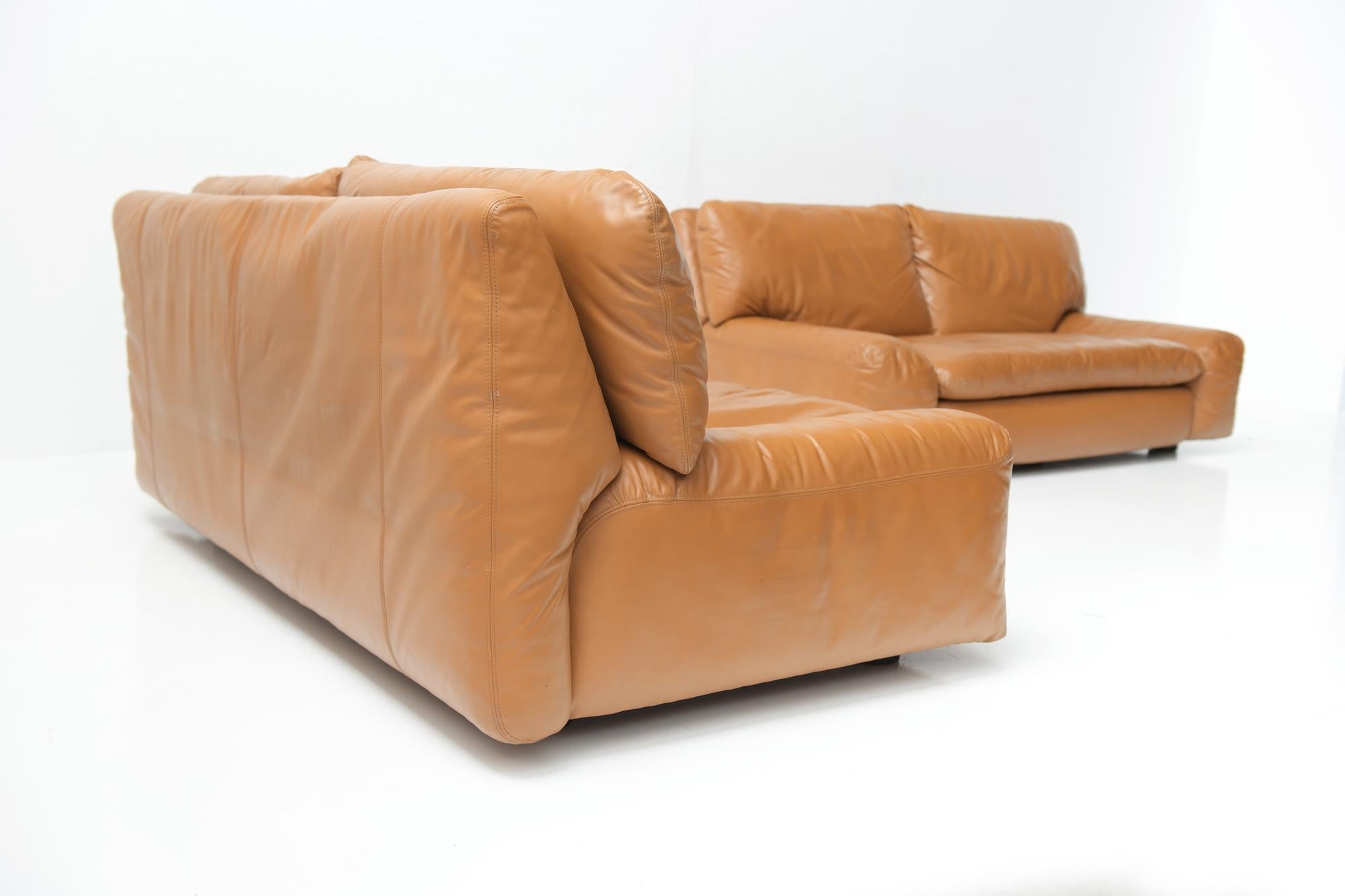 Cognacfarbene Vintage-Sofa aus Leder von Cini Bouri für Arflex Italien im Angebot 7