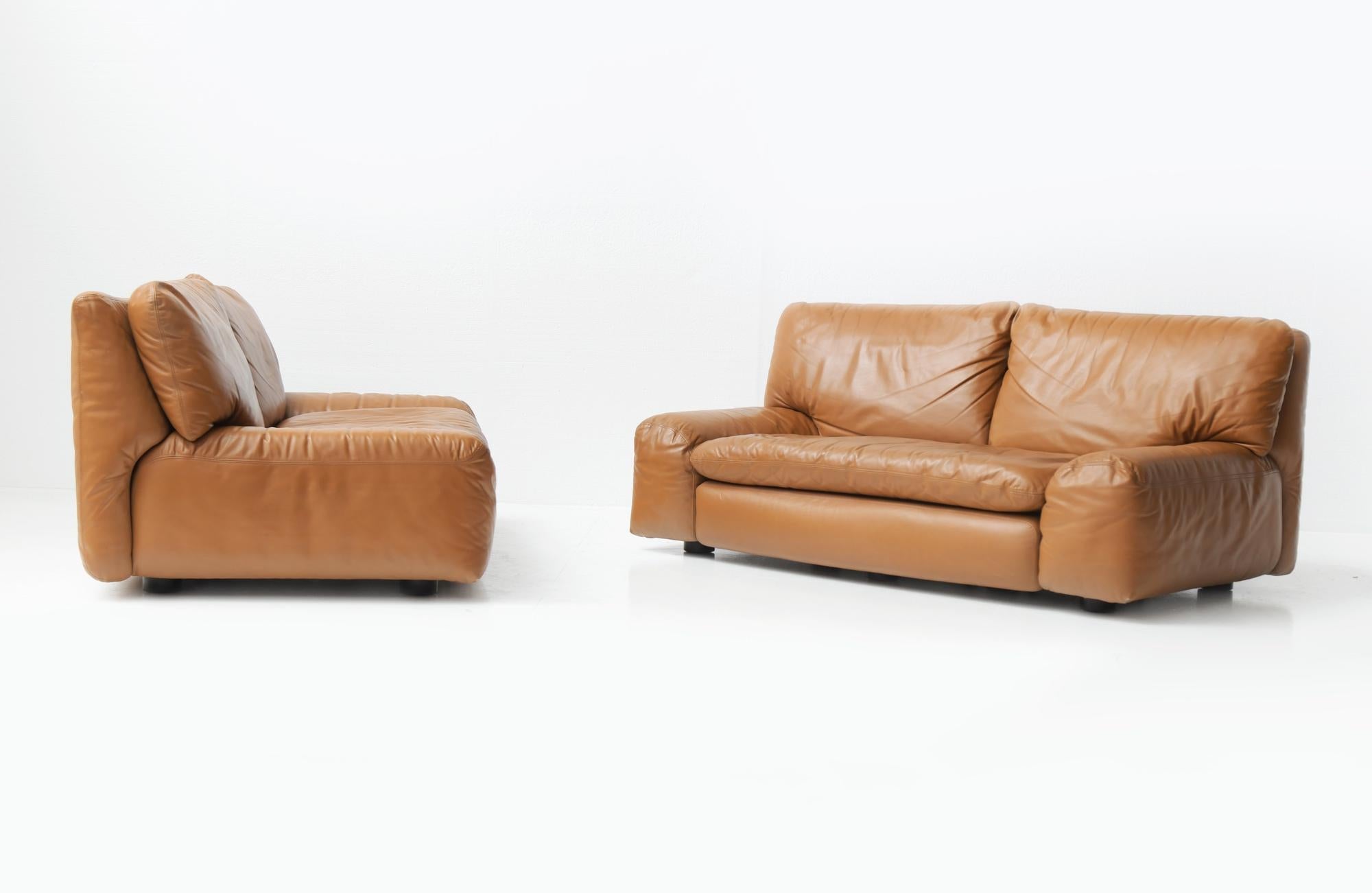 Bengodi Vintage Cognac Leather Sofas by Cini Bouri for Arflex Italy For Sale 11