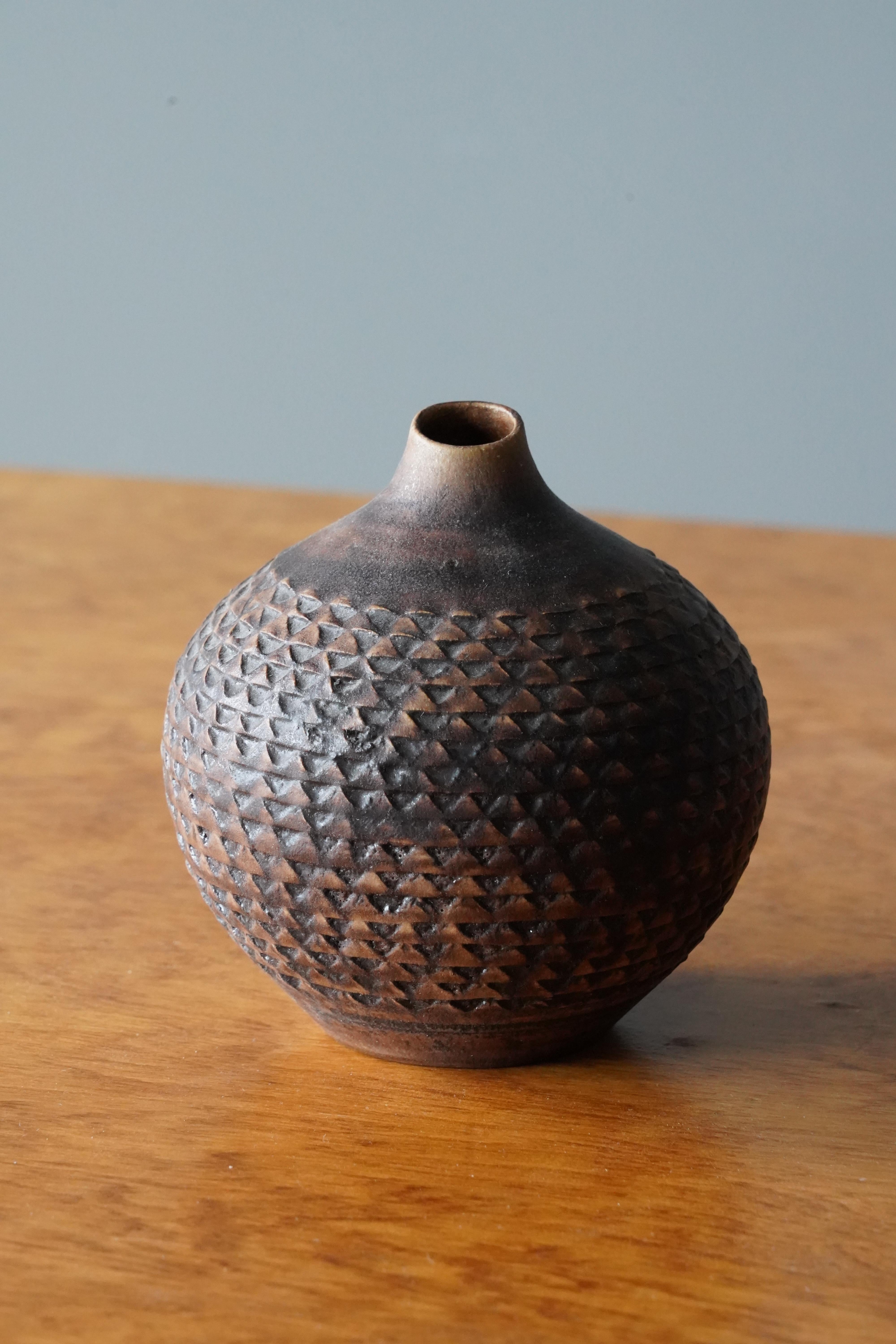 Swedish Bengt and Märta Grunditz, Vase, Glazed Stoneware, Hjo, Sweden, C. 1960s
