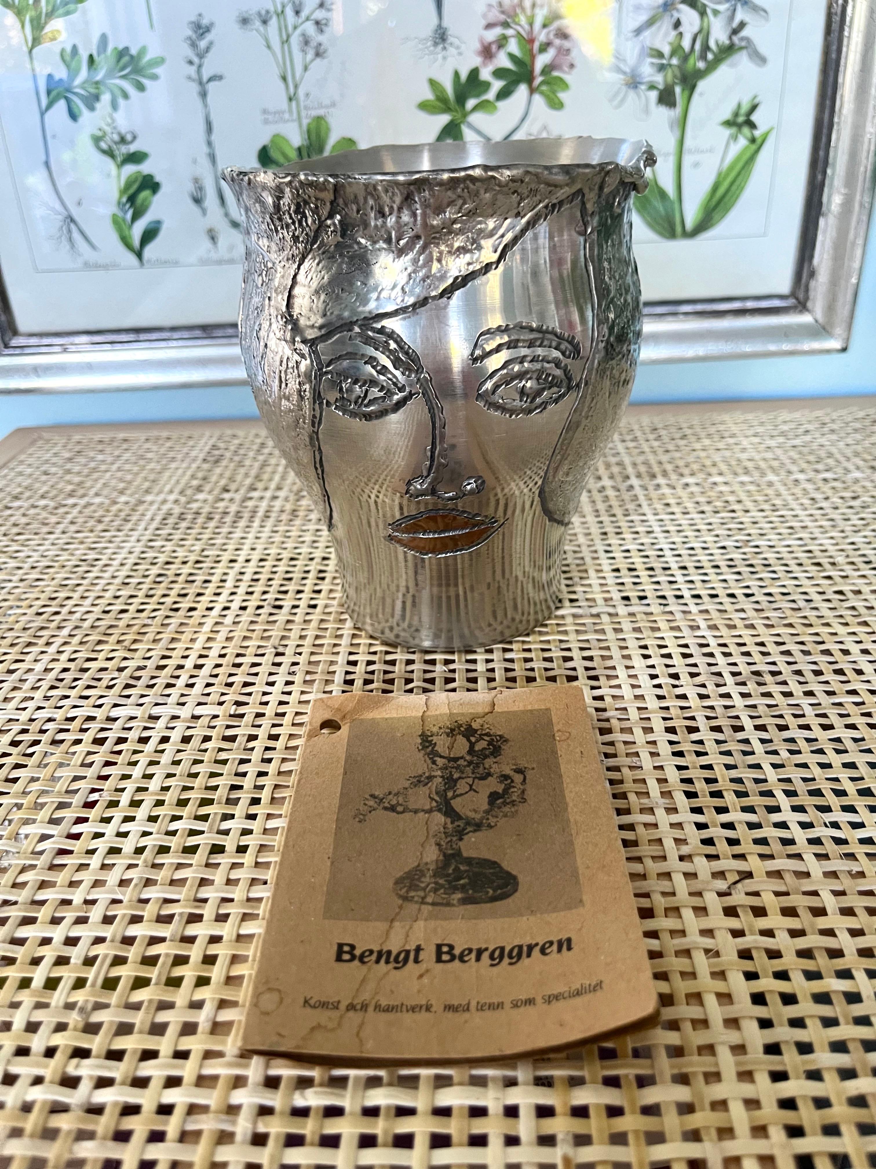 Bengt Berggren Brutalist Scandinavian Modern Pewter Vase w. Female Faces, 1990s For Sale 7