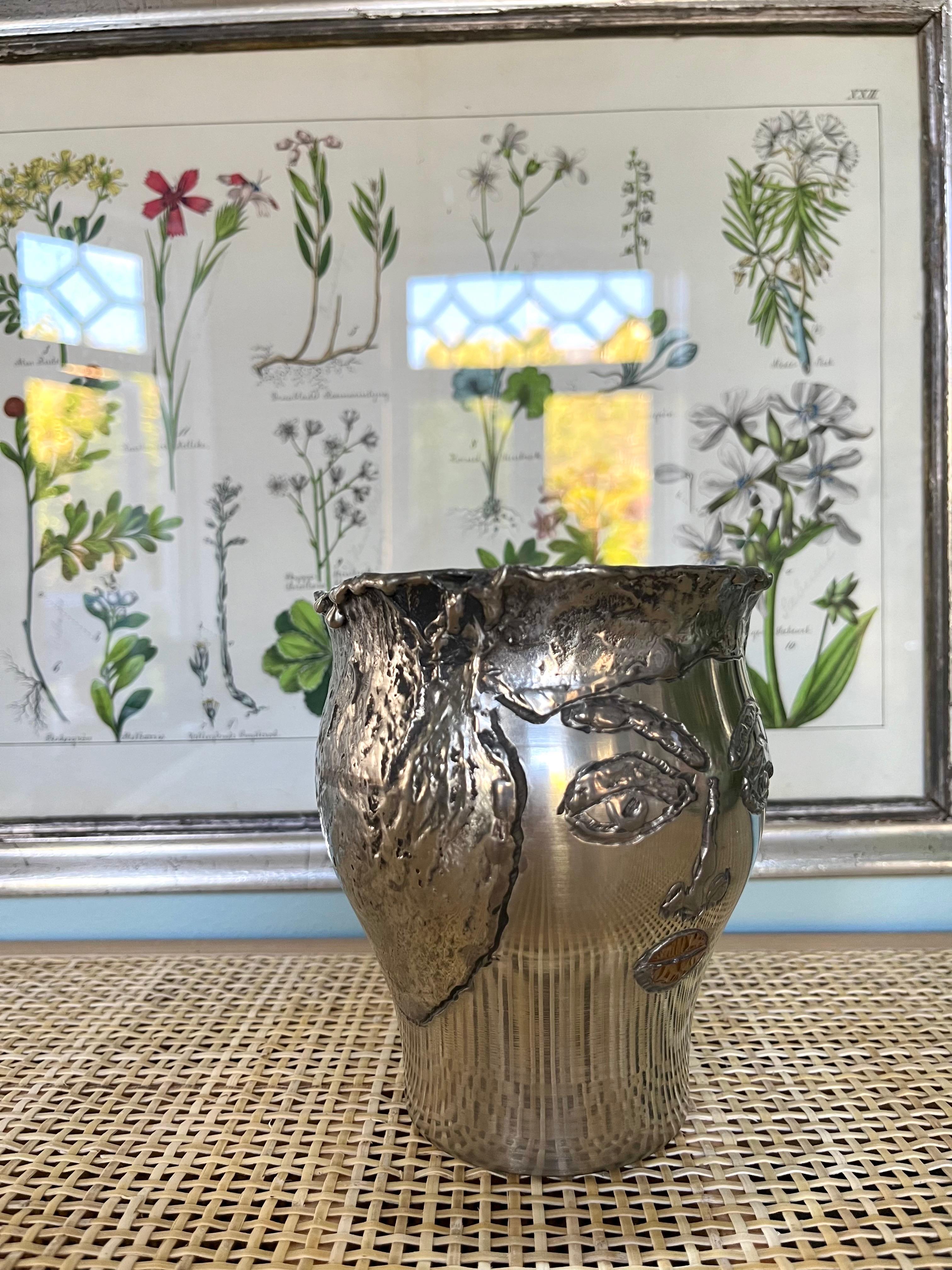 Bengt Berggren Brutalist Scandinavian Modern Pewter Vase w. Female Faces, 1990s In Good Condition For Sale In Frederiksberg C, DK