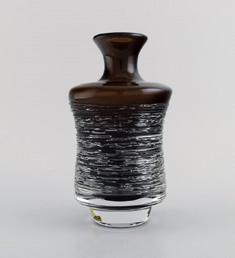 Bengt Edenfalk (1924-2016) for Skruf. Vase in mouth-blown crystal glass. Dated 1962.
Measures: 20.5 x 11.5 cm.
In excellent condition.
Signed and dated.
