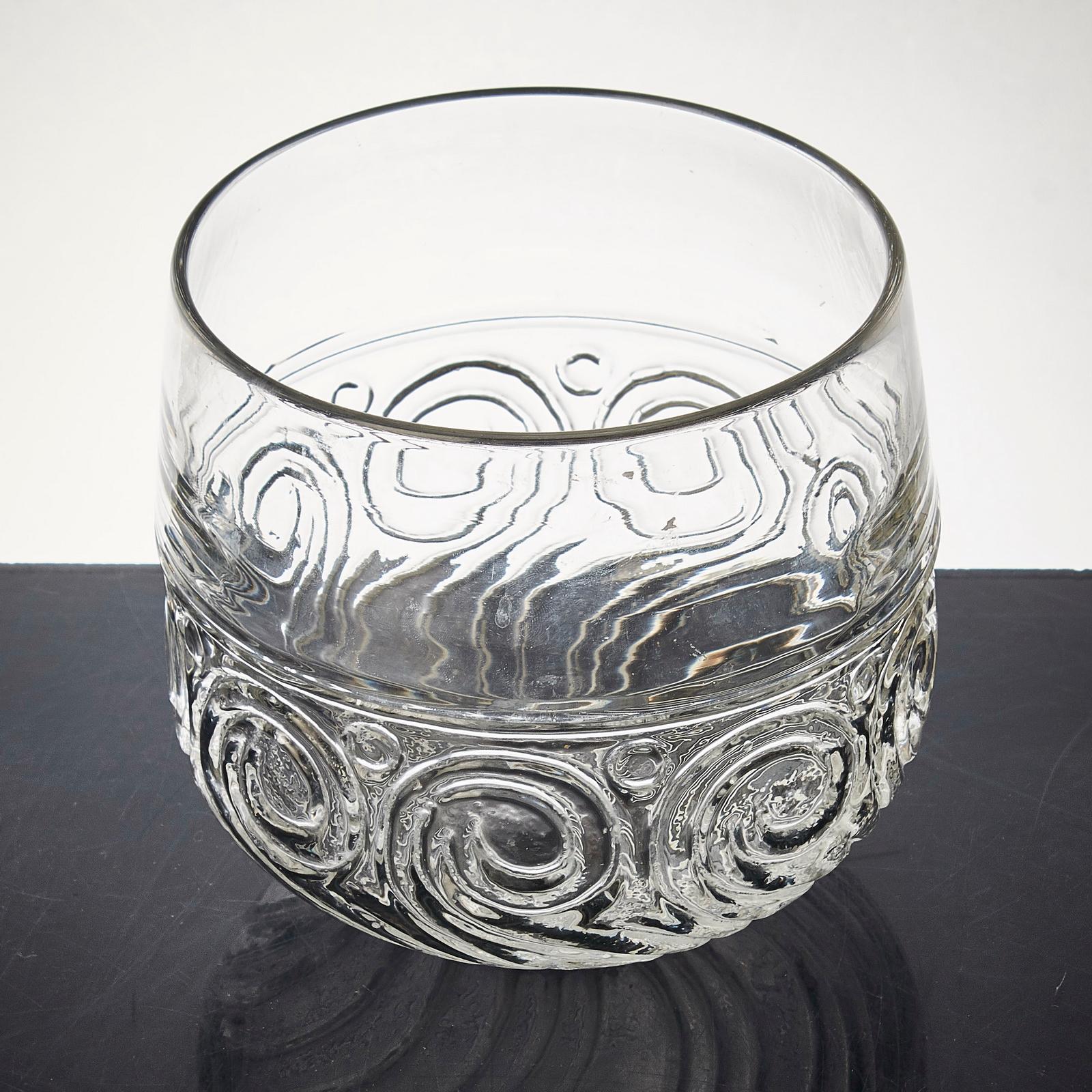 Seltene Glasschale von Bengt Edenfalk, hergestellt von Skruf Schweden 1960er Jahre im Zustand „Hervorragend“ im Angebot in Bochum, NRW