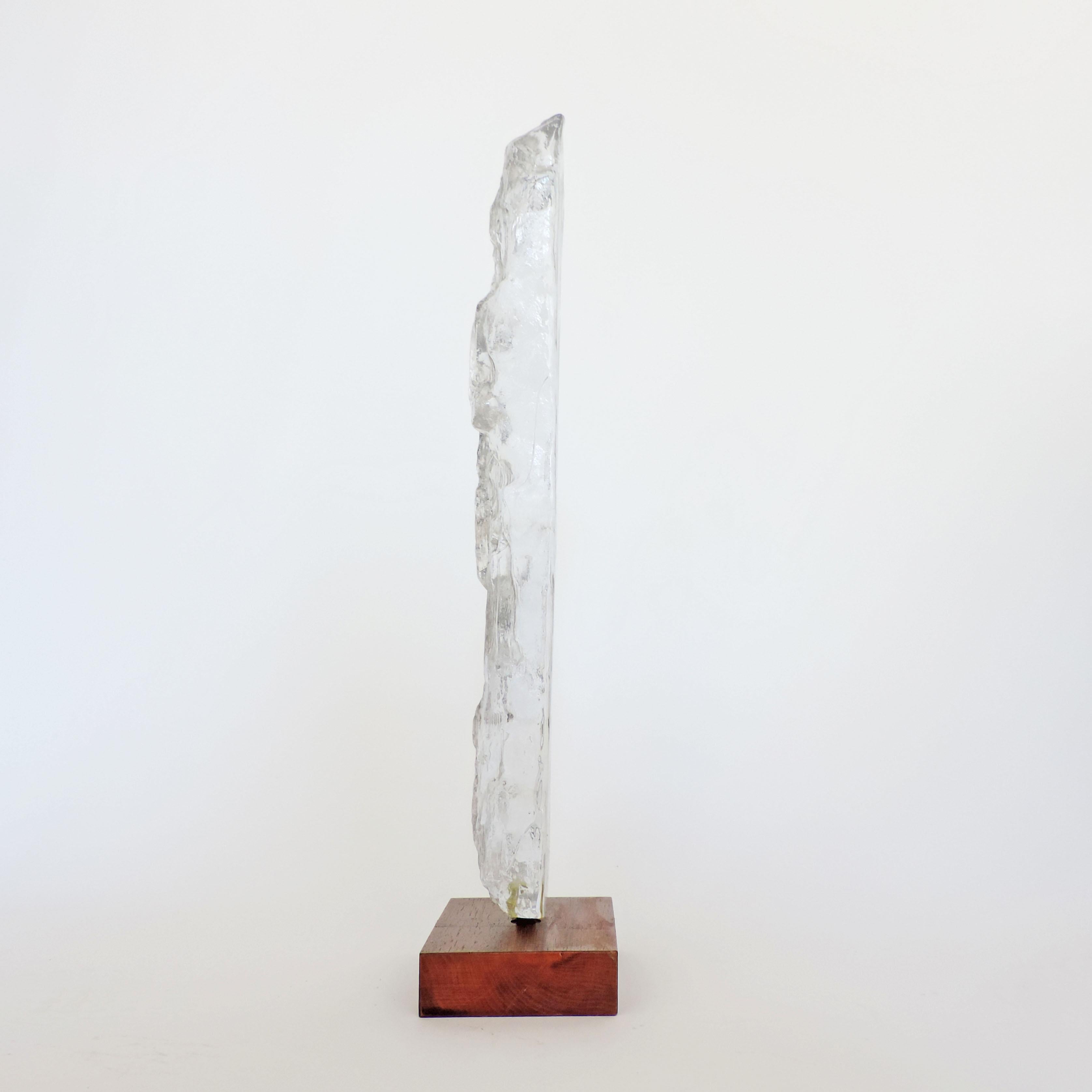 Mid-Century Modern Sculpture suédoise en verre de glace Bengt Edenfalk pour Skruf en vente