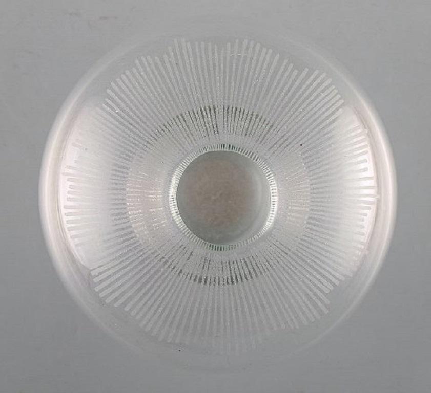 Scandinave moderne Vase en verre d'art Bengt Orup pour Johansfors, design suédois, 1970 en vente