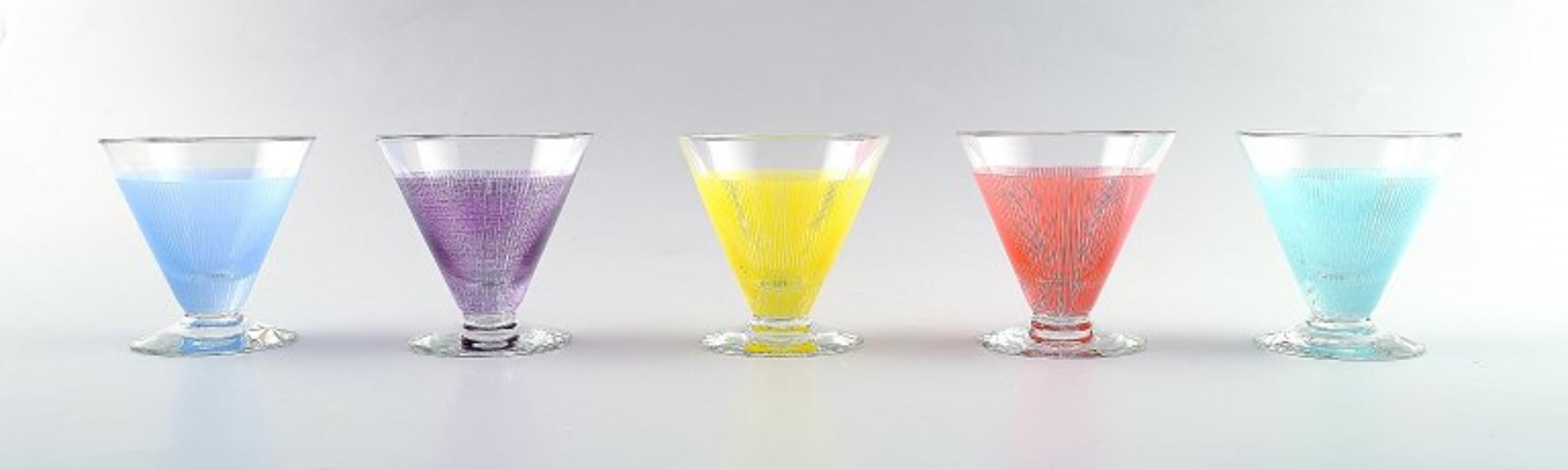 Scandinavo moderno Bengt Orup, Johansfors, Svezia.  9 cocktail di vetro 