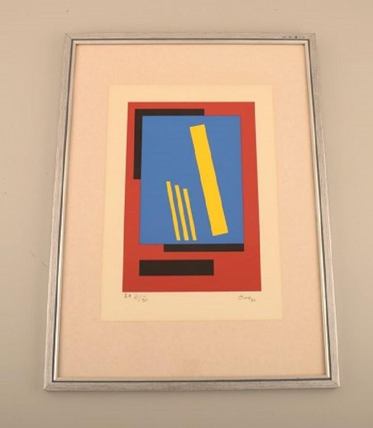 Bengt Orup, Sweden. Original color lithography. Dated 1988.
Abstract geometric composition.
Visible dimensions: 31.5 x 22 cm.
Total dimensions: 44.5 x 32 cm.
The frame measures: 1.5 cm.
In excellent condition.
Signed in pencil.