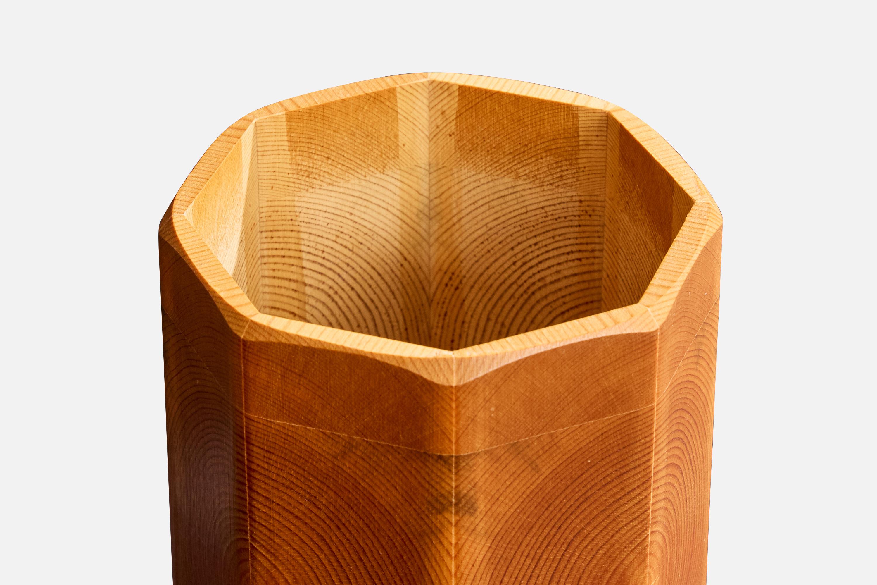 Bengt Slöjdare, lampe de table, pin, Suède, 1970 Bon état - En vente à High Point, NC