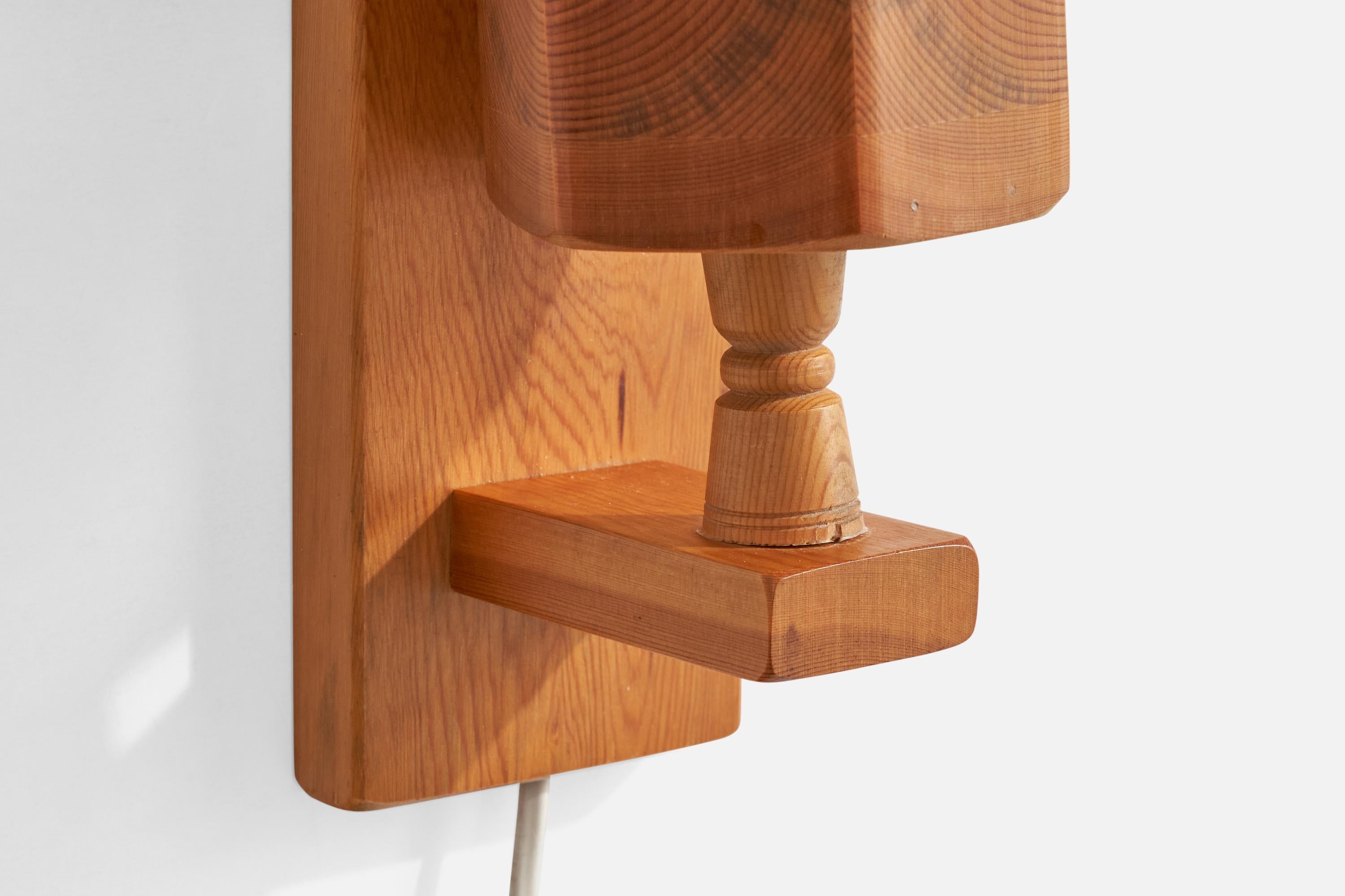Bengt Slöjdare, Wall Lights, Pine, Sweden, 1970s For Sale 7