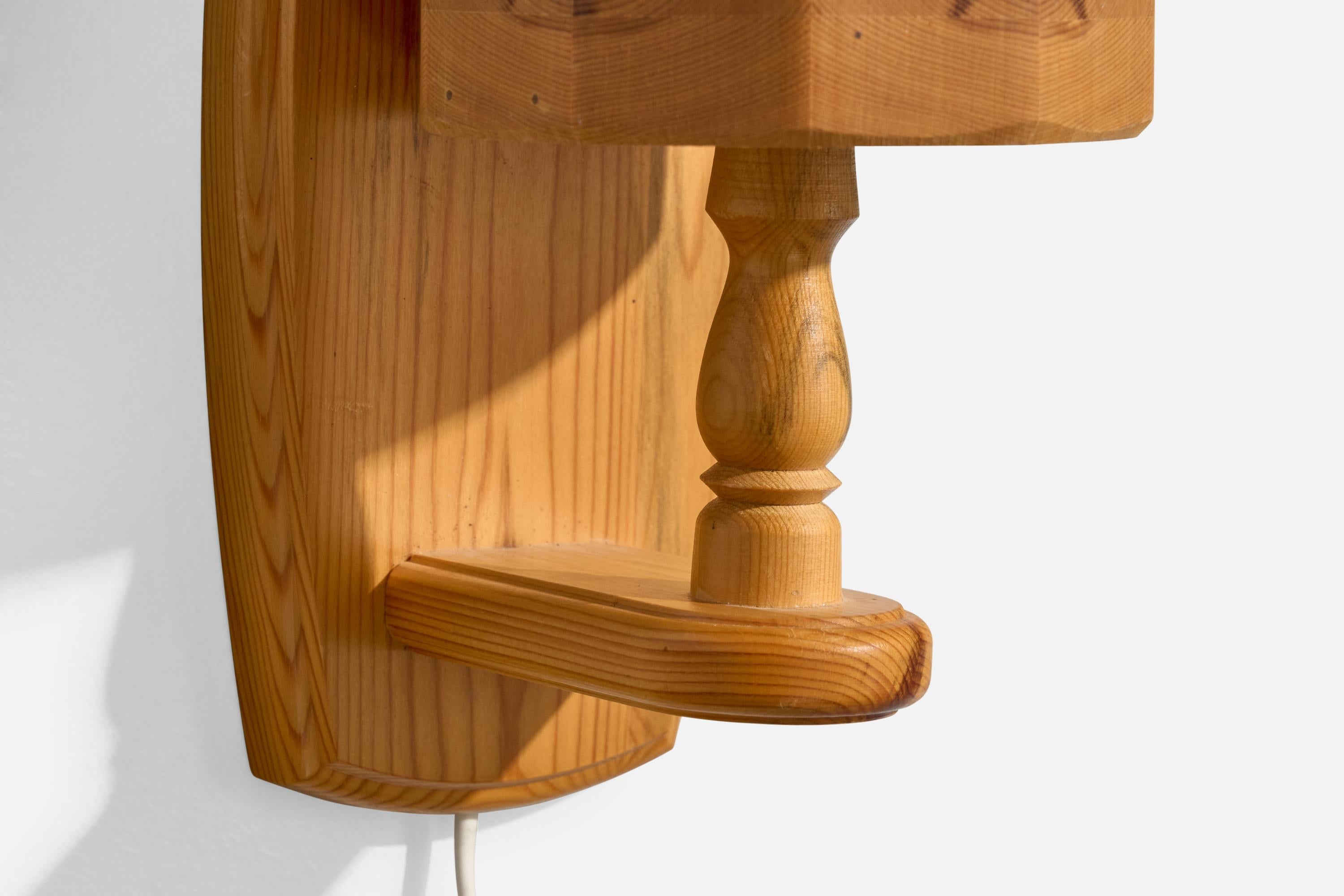 Bengt Slöjdare, Wall Lights, Pine, Sweden, 1970s For Sale 5