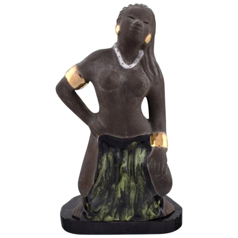 Bengt Wall, Sweden, Balinese Girl in Raw and Glazed Ceramics, 1950s For Sale