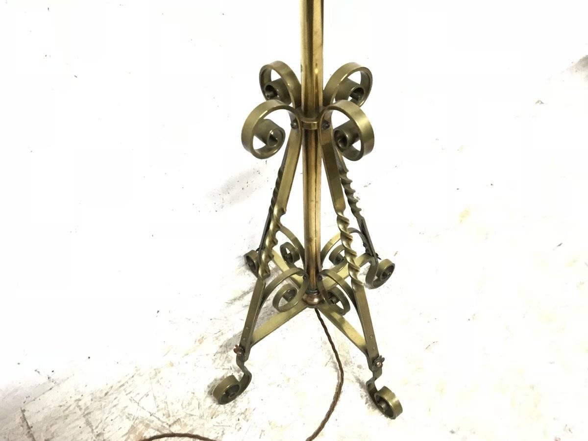 Hand-Crafted Benham & Froud an Arts & Crafts Copper & Brass Telescopic Electric Standard Lamp