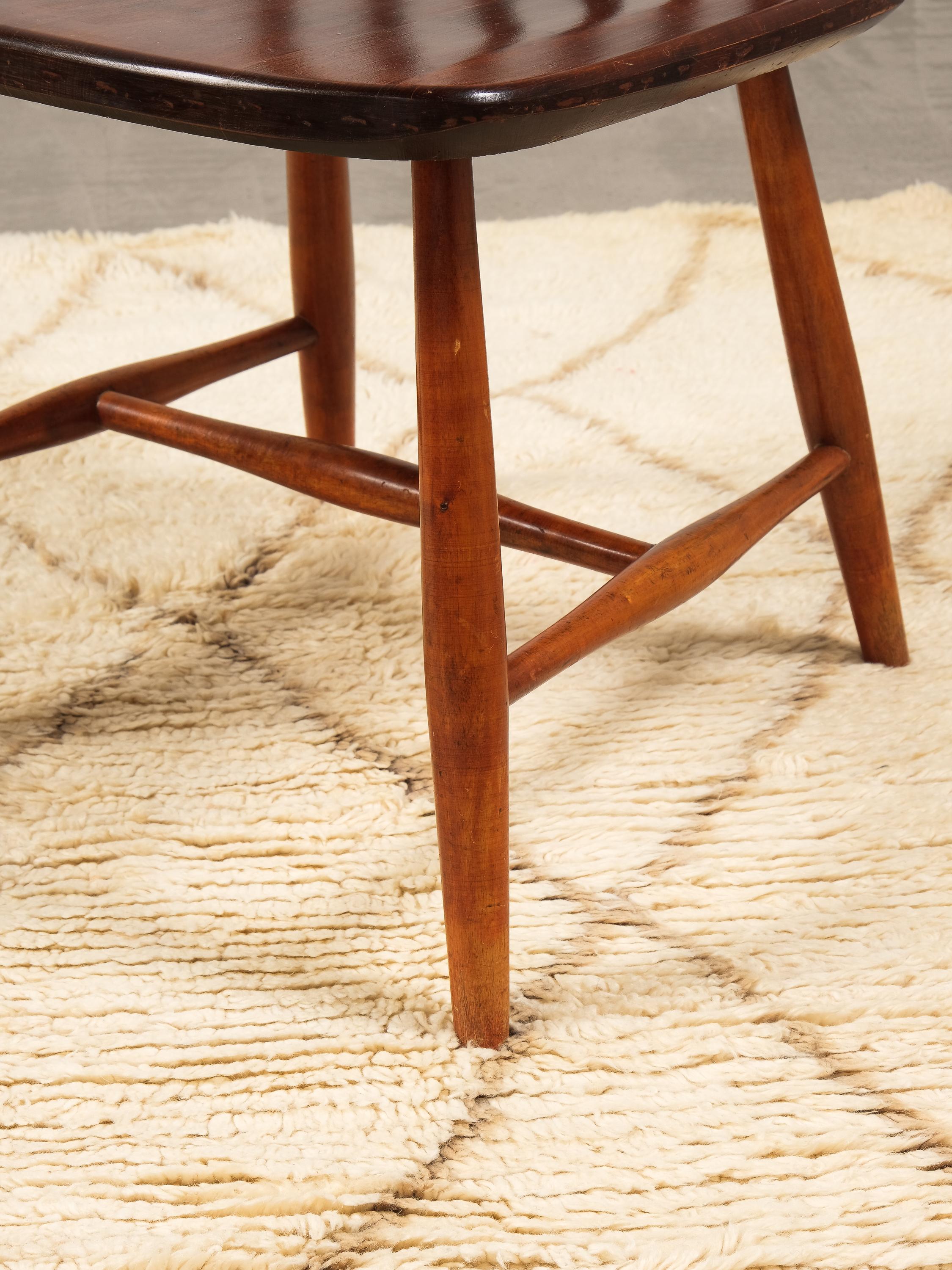 Beni Ouarain Teppich mit cremeweißem Fond und beige-braunem Rautenmotiv im Angebot 6