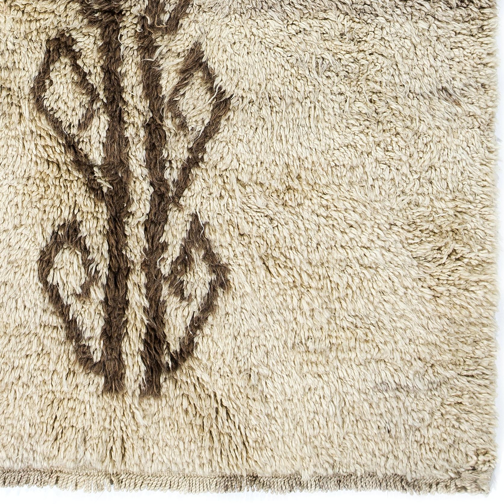 Beni Ourain Design Tulu Rug, 100% Natural Wool. Hand-knotted Moroccan Carpet In New Condition For Sale In Spring Valley, NY