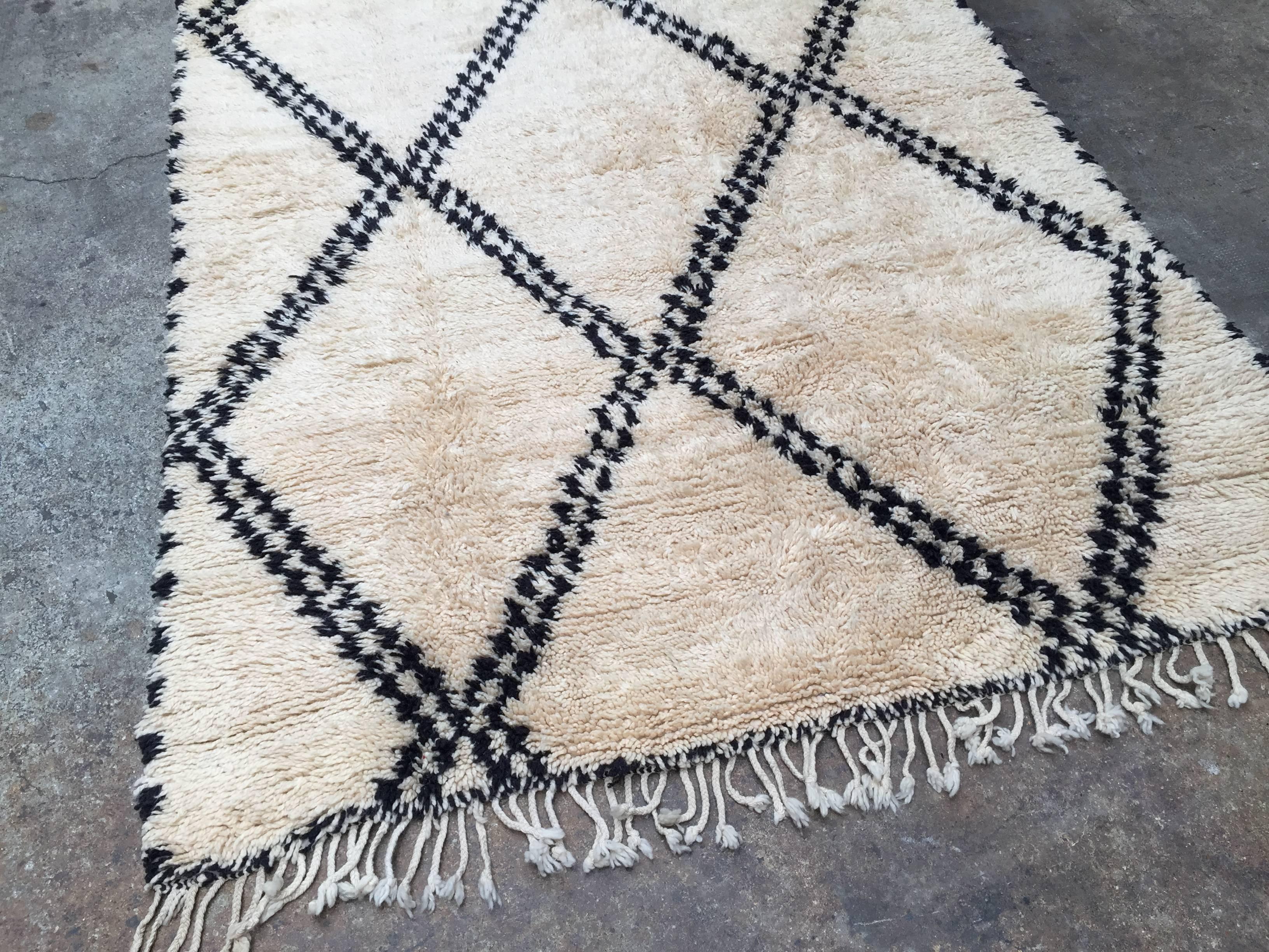Beni Ourain Rug, Moroccan Berber Carpet In Excellent Condition In Paris, FR