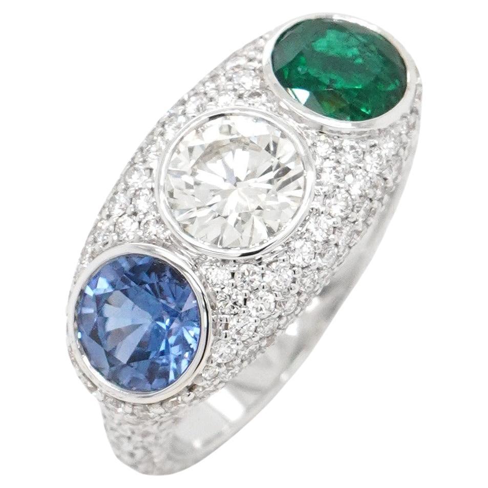 BENJAMIN FINE JEWELRY 0.89 cts Round Brilliant Emerald with Diamond 18K Ring For Sale