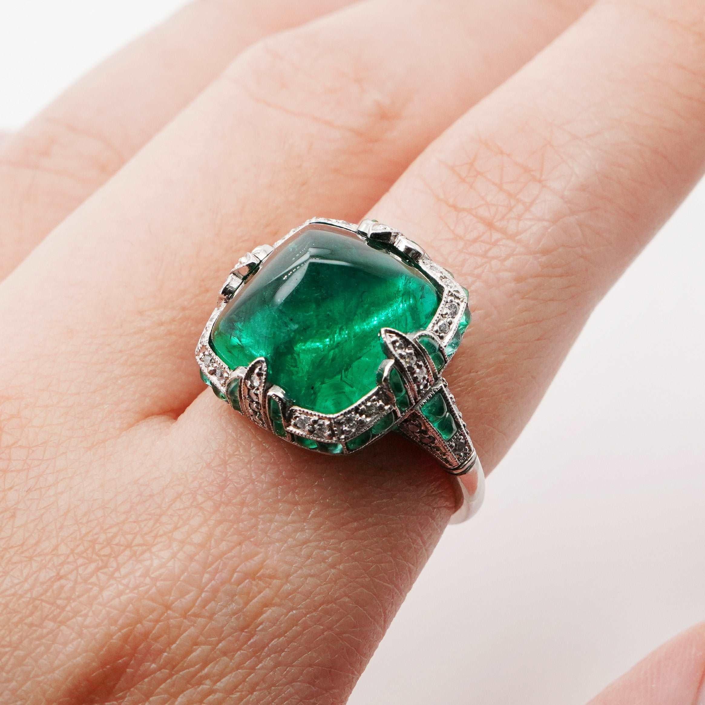 Cushion Cut BENJAMIN FINE JEWELRY 12.50 cts Emerald 18K Ring For Sale