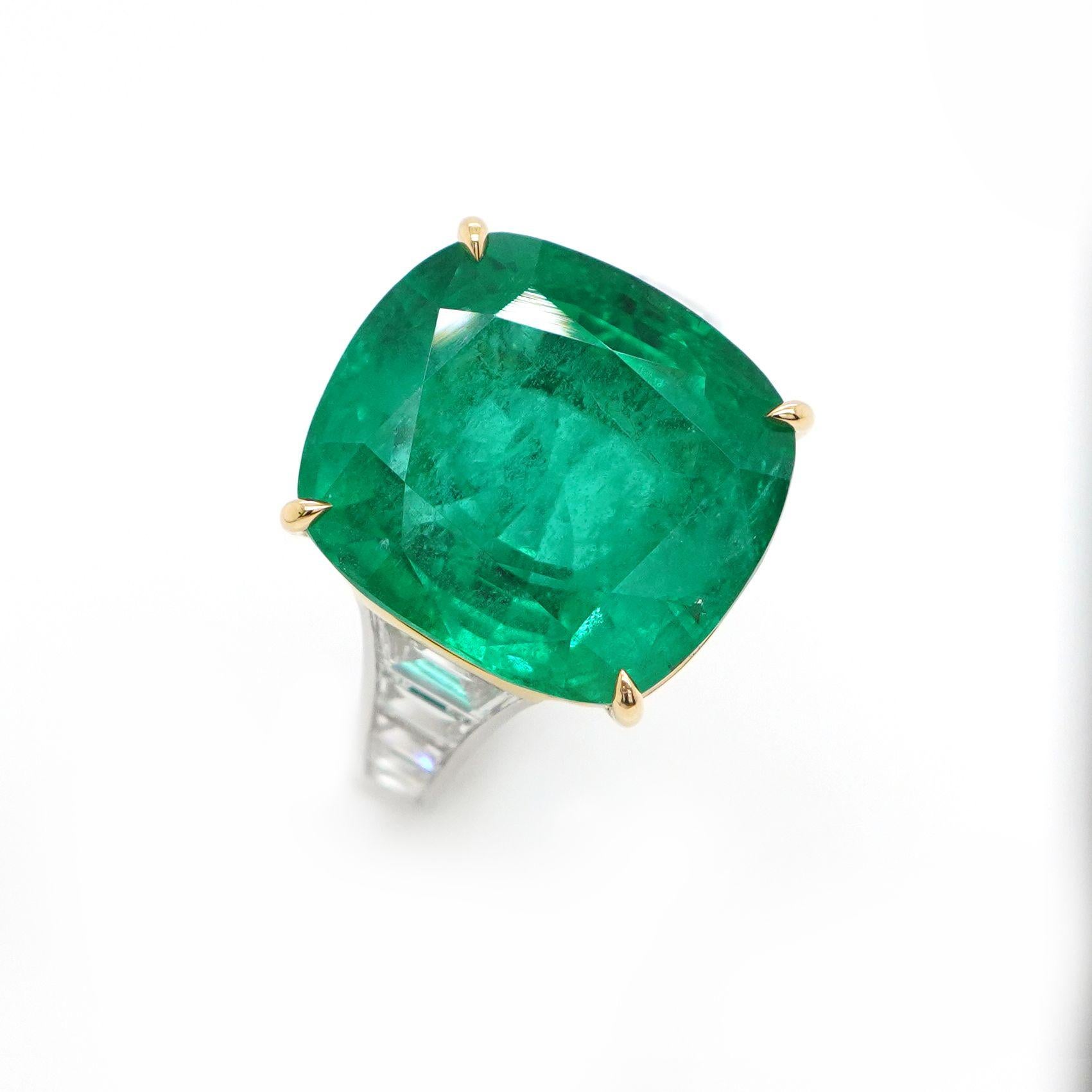 Cushion Cut BENJAMIN FINE JEWELRY 15.26 cts  Emerald with Diamond 18K Ring For Sale