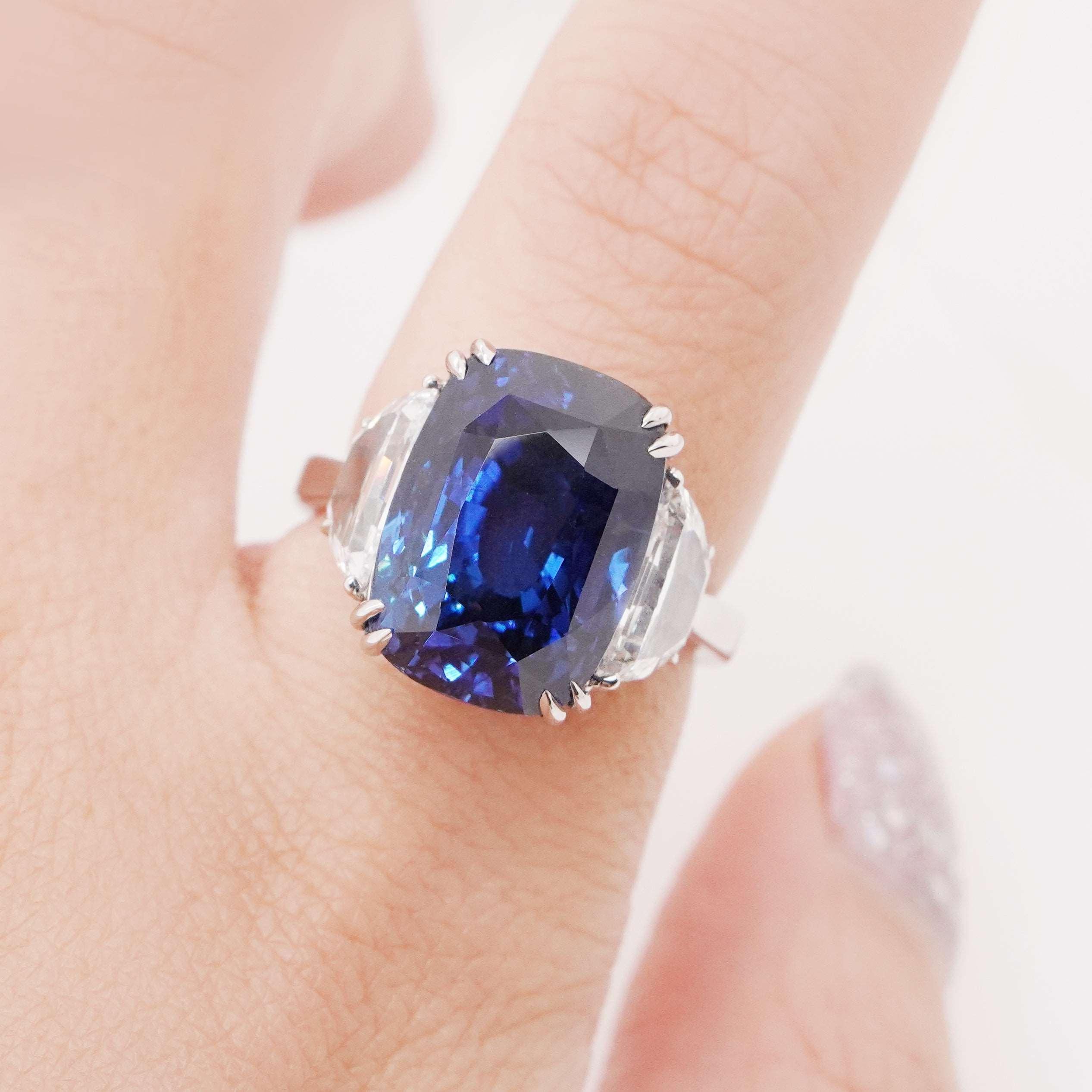 Cushion Cut BENJAMIN FINE JEWELRY 16.06 cts Blue Sapphire with Diamond 18K Ring For Sale