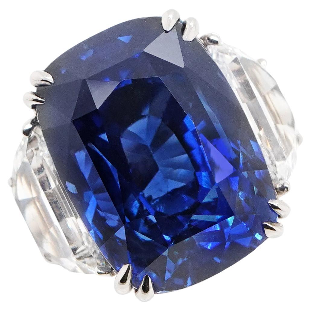 BENJAMIN FINE JEWELRY 16.06 cts Blue Sapphire with Diamond 18K Ring For Sale