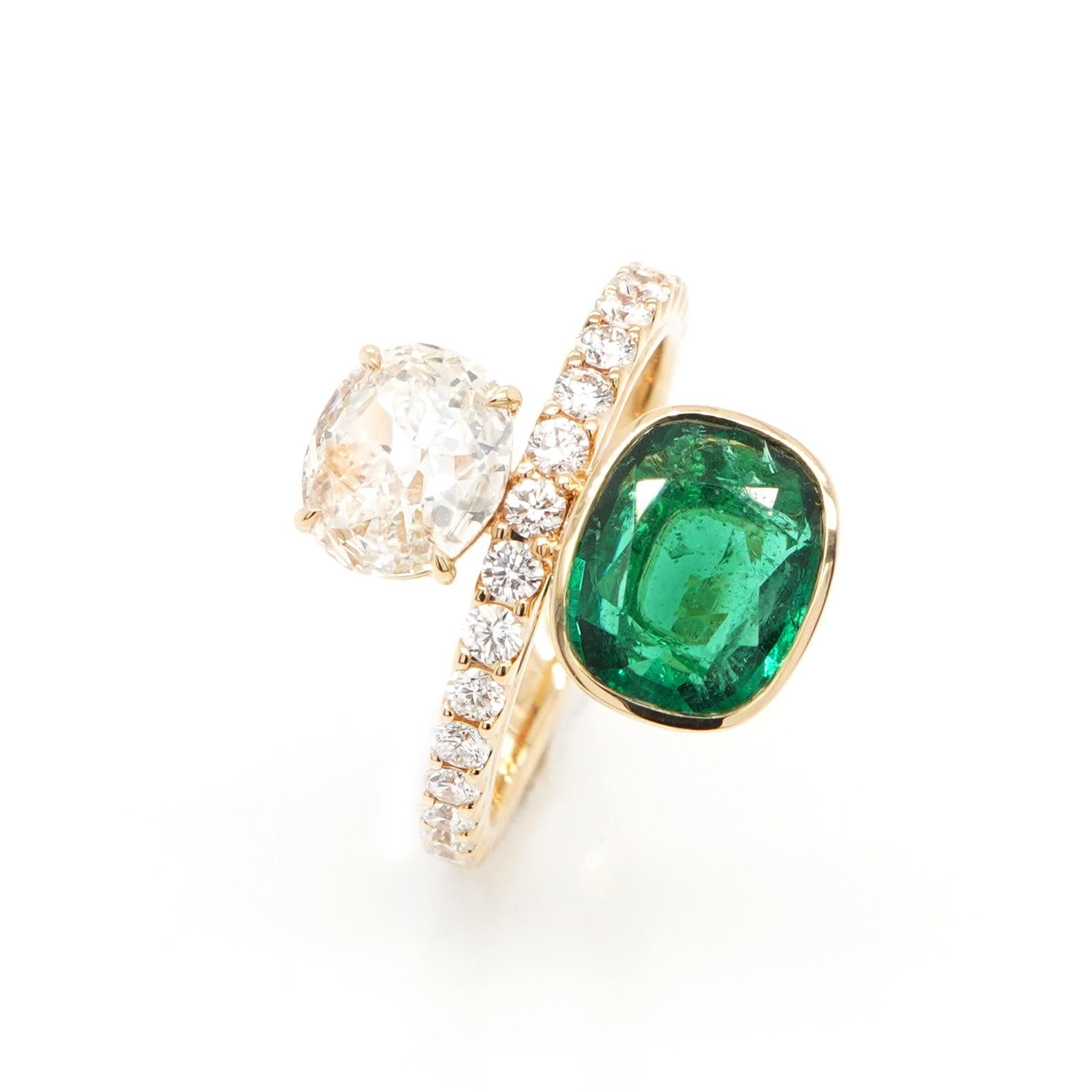 Cushion Cut BENJAMIN FINE JEWELRY 1.82 cts Emerald with Diamond 18K Ring For Sale
