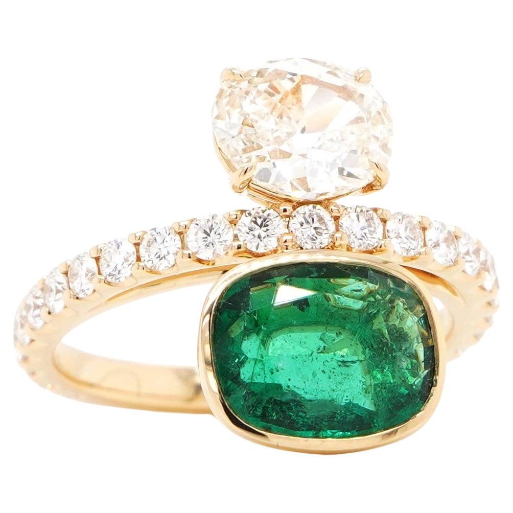 BENJAMIN FINE JEWELRY 1.82 cts Emerald with Diamond 18K Ring For Sale