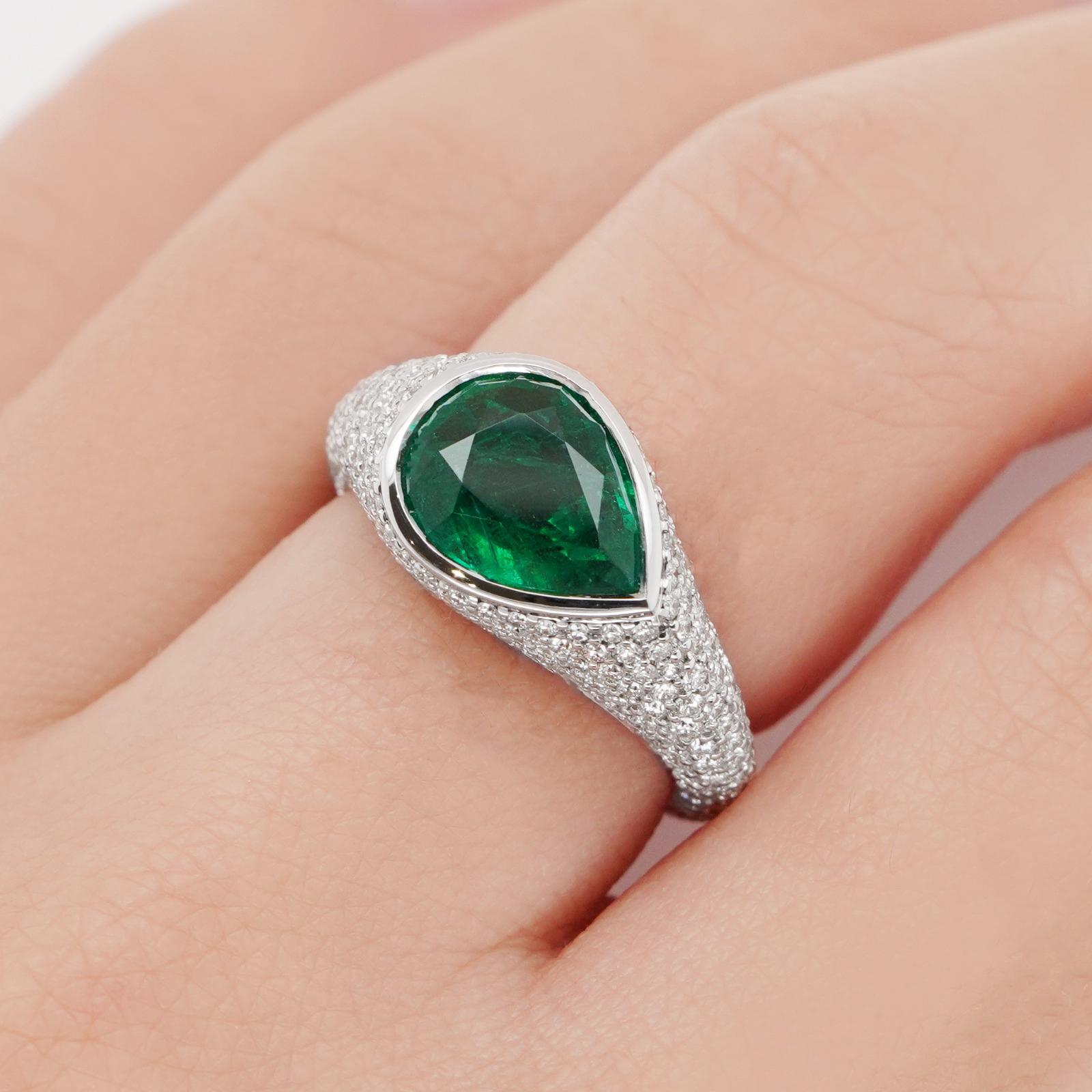 Pear Cut BENJAMIN FINE JEWELRY 1.84 cts Emerald with Diamond Pavé 18K Ring For Sale