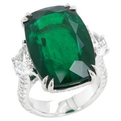 BENJAMIN FINE JEWELRY 21.36 cts Emerald with Half Moon Diamond 18K Ring