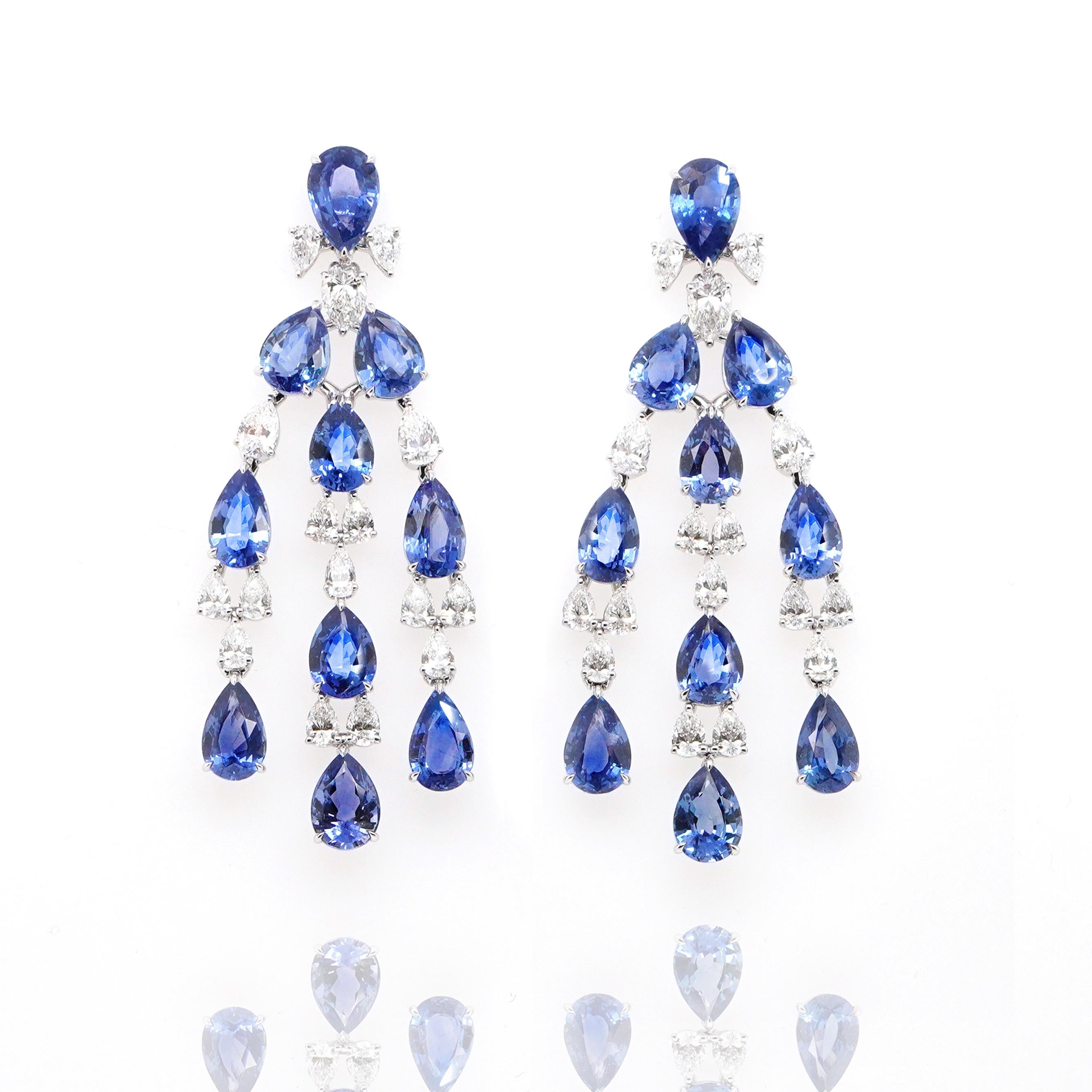 Moderne BENJAMIN FINE JEWELRY Boucles d'oreilles 18 carats avec saphir bleu non chauffé 23,43 carats en vente