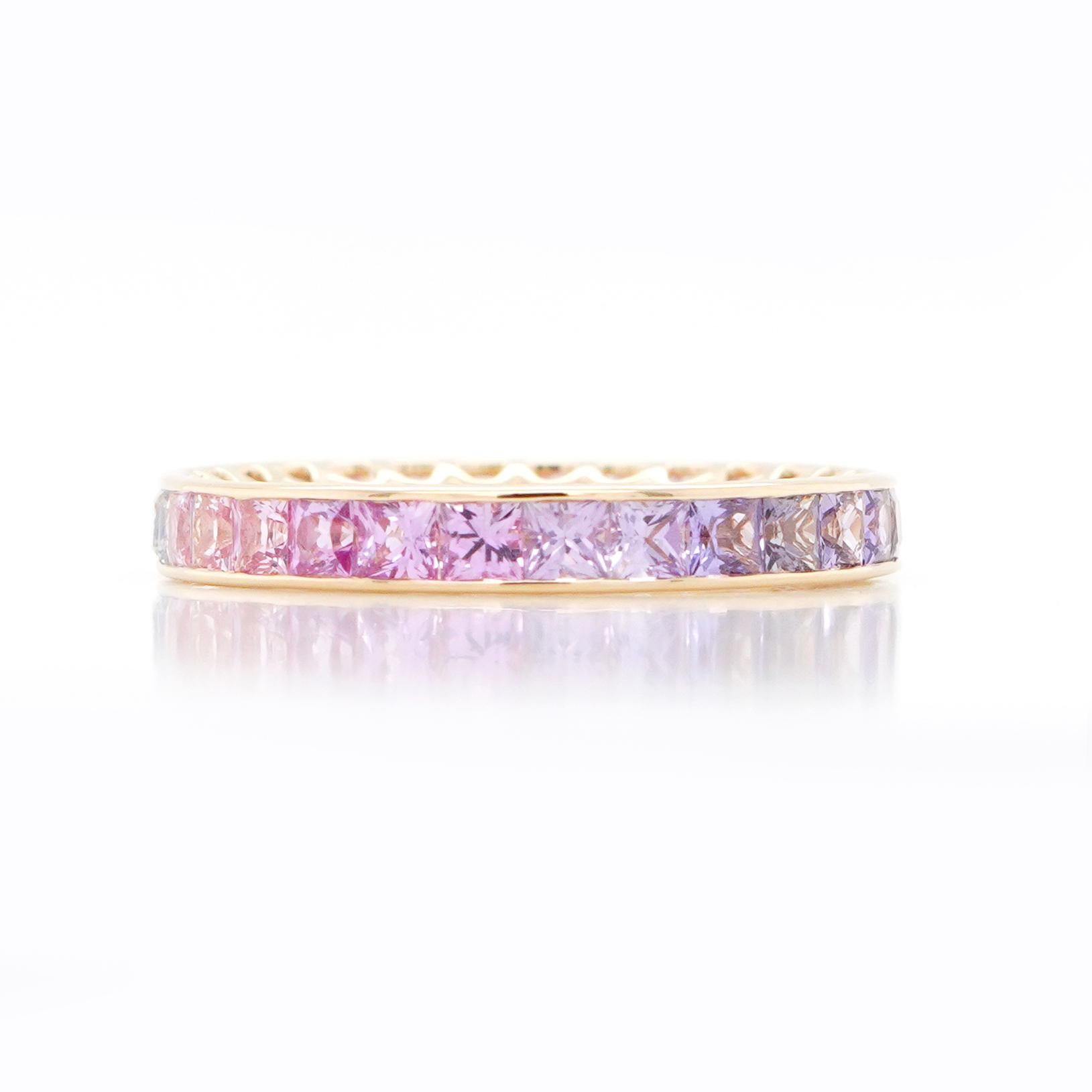 BENJAMIN FINE JEWELRY 2.60 Karat  Eternity-Ring, Prinzessin Fancy Saphir 18K (Moderne) im Angebot