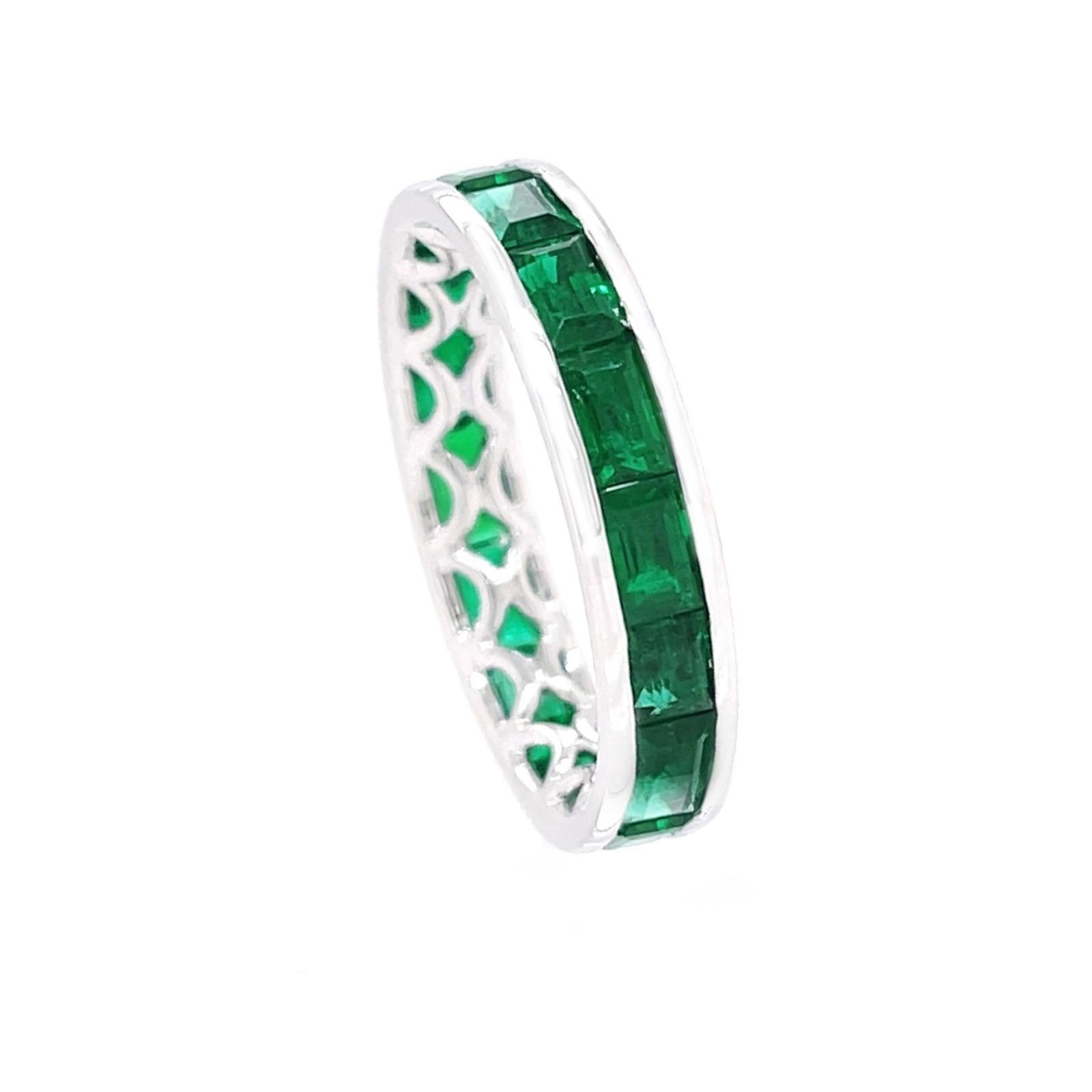 Modern BENJAMIN FINE JEWELRY 3.02 cts Colombian Baguette Emerald 18K Eternity Band Ring For Sale