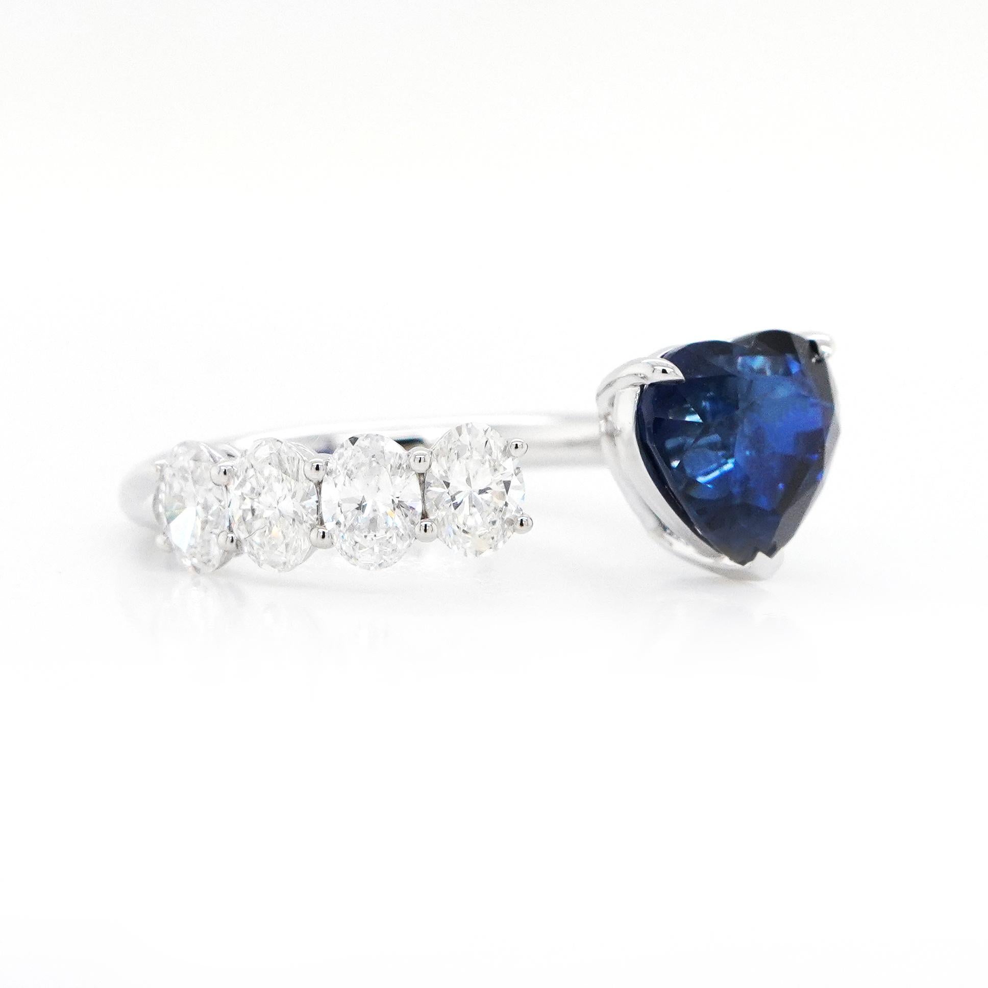 Modern BENJAMIN FINE JEWELRY 3.14 cts Blue Sapphire with Diamond 18K Ring For Sale