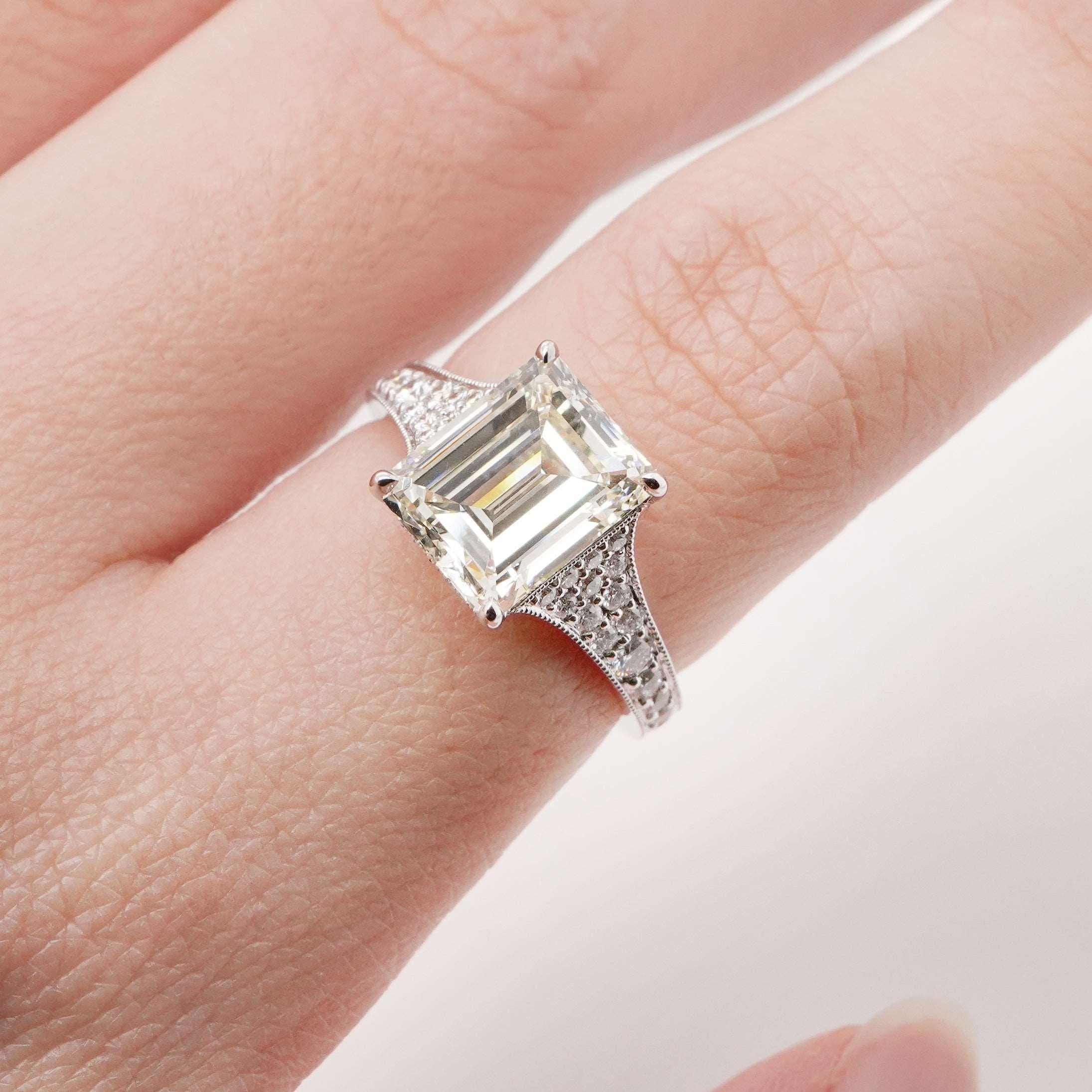 BENJAMIN FINE JEWELRY Bague 3.44 cts Diamant 18K Neuf - En vente à New York, NY