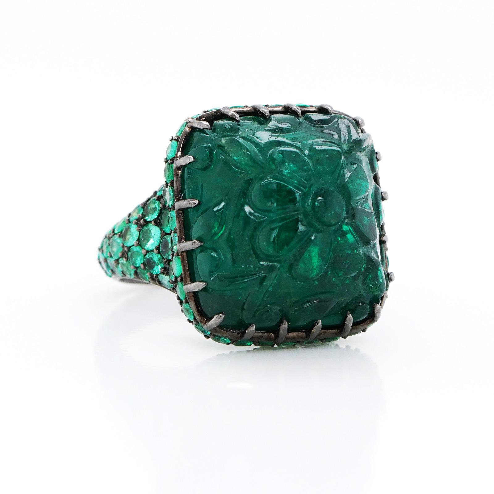 Cushion Cut BENJAMIN FINE JEWELRY 4.26 cts Colombian Emerald 18K Ring For Sale