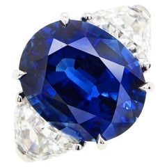 BENJAMIN FINE JEWELRY 4.30 cts Unheated Blue Sapphire with Diamond 18K Ring
