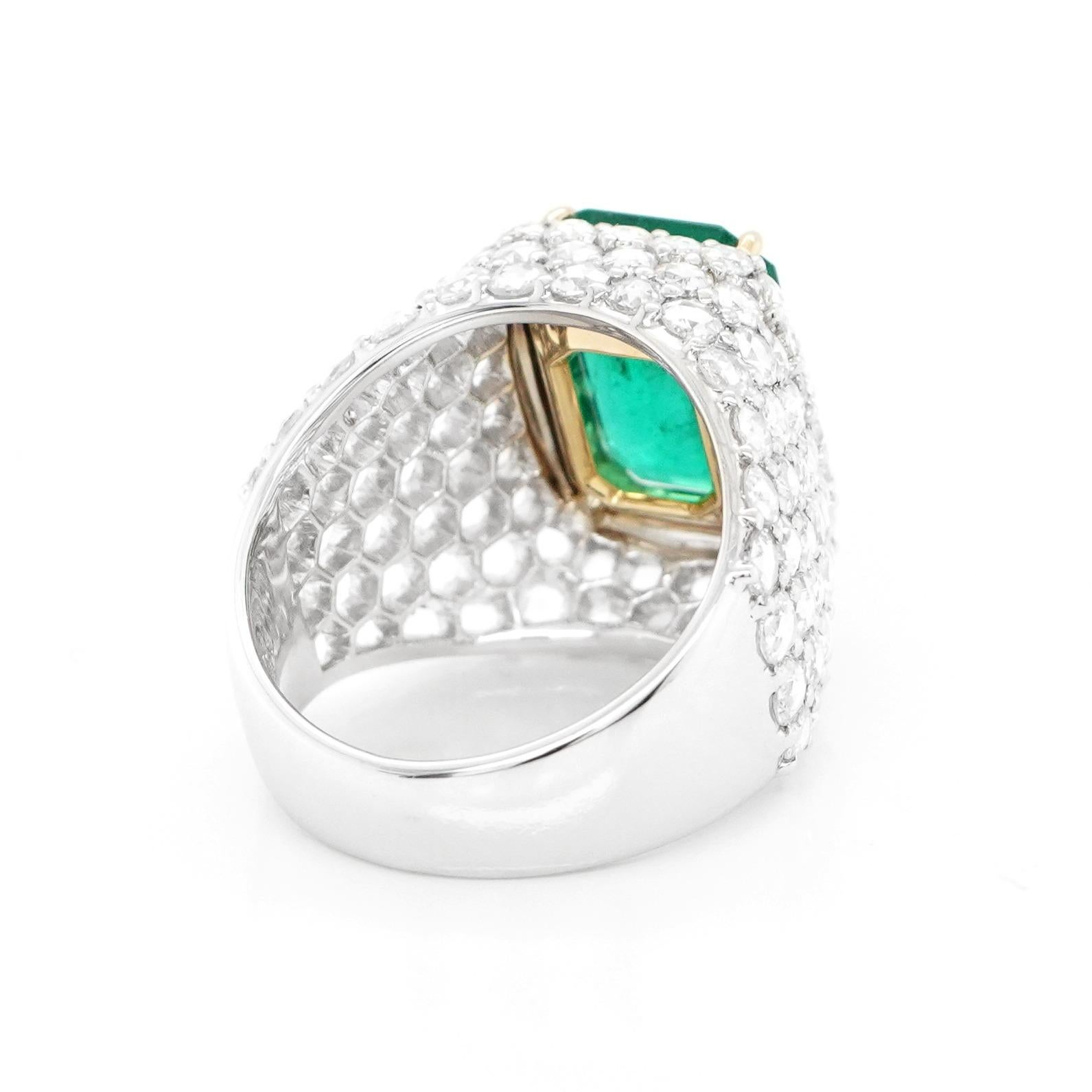 Octagon Cut BENJAMIN FINE JEWELRY 4.97 cts Octagon Emerald with Diamond 18K Ring For Sale