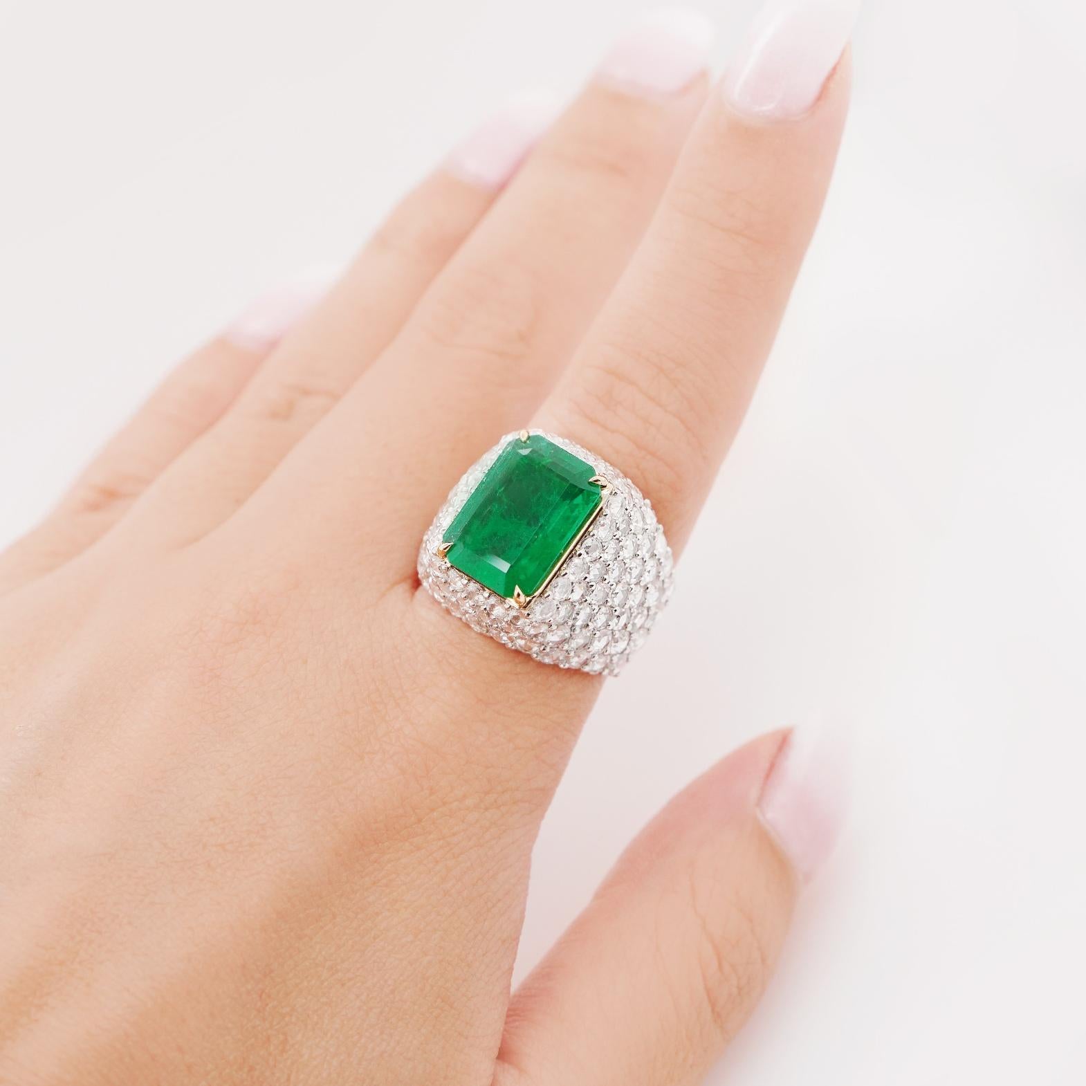 Women's BENJAMIN FINE JEWELRY 4.97 cts Octagon Emerald with Diamond 18K Ring For Sale