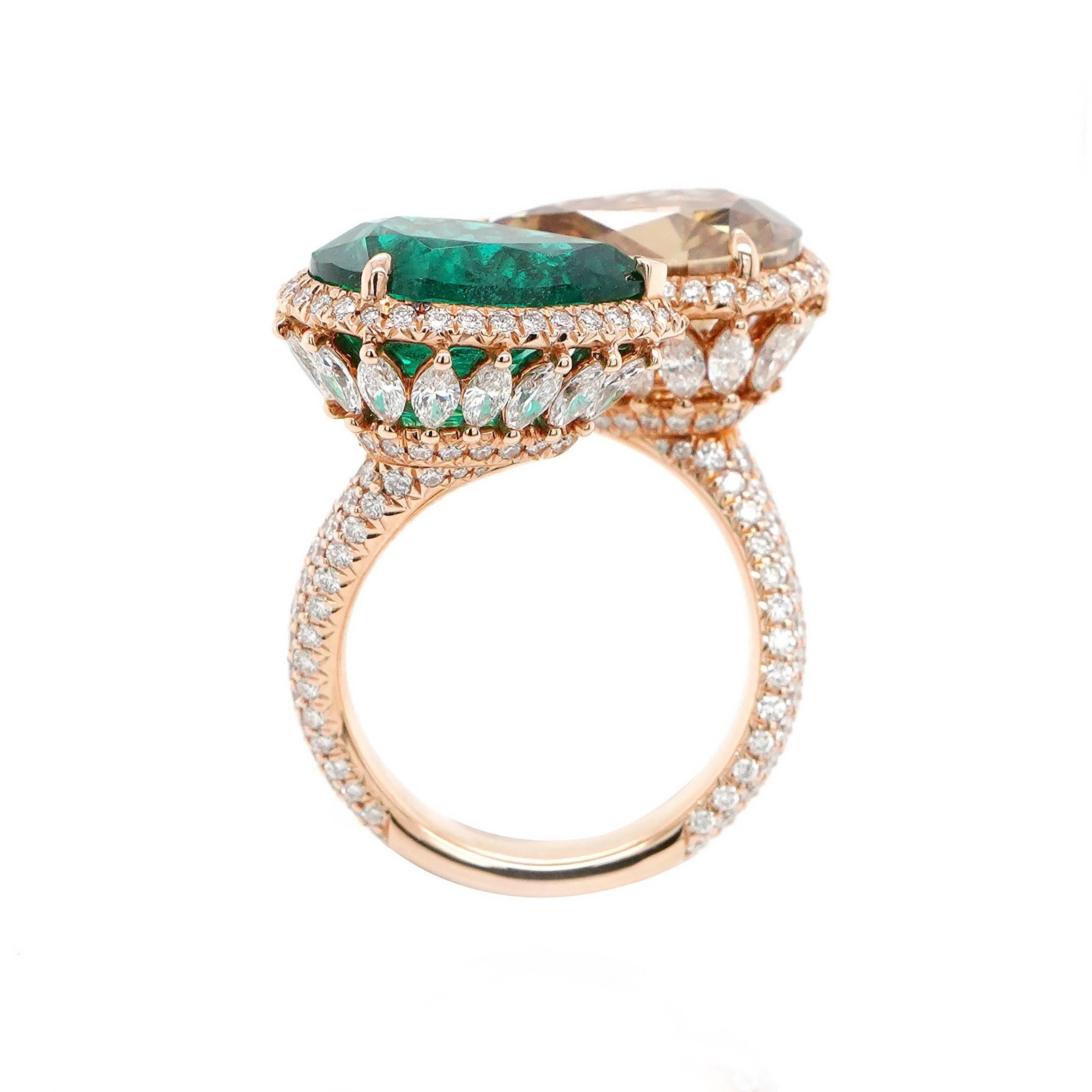 Modern BENJAMIN FINE JEWELRY 5.01 / 4.75 cts Emerald with Fancy Diamond 18K Ring For Sale