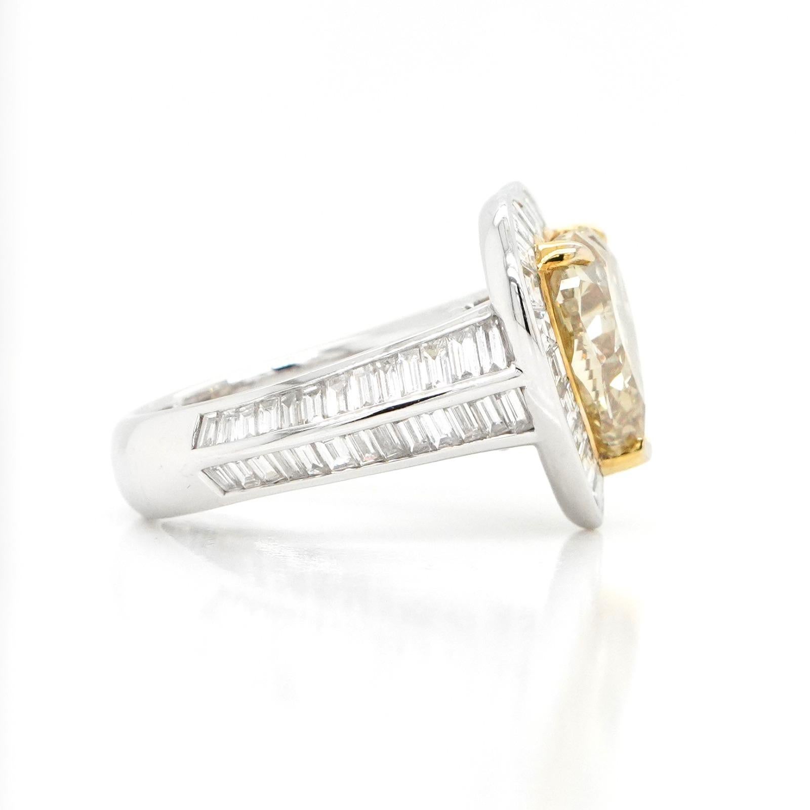 Modern BENJAMIN FINE JEWELRY 5.92 cts Heart Shape Yellow  Diamond 18K Ring For Sale