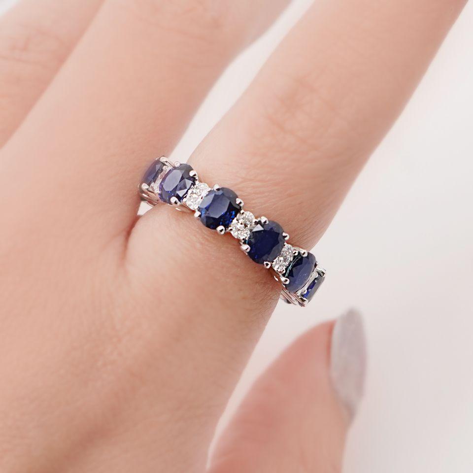 Oval Cut BENJAMIN FINE JEWELRY 6.05 cts Oval Blue Sapphire 18K Eternity Band Ring For Sale