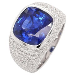 BENJAMIN FINE JEWELRY 7.31 cts Blue Sapphire with White Diamond Pavé 18K Ring