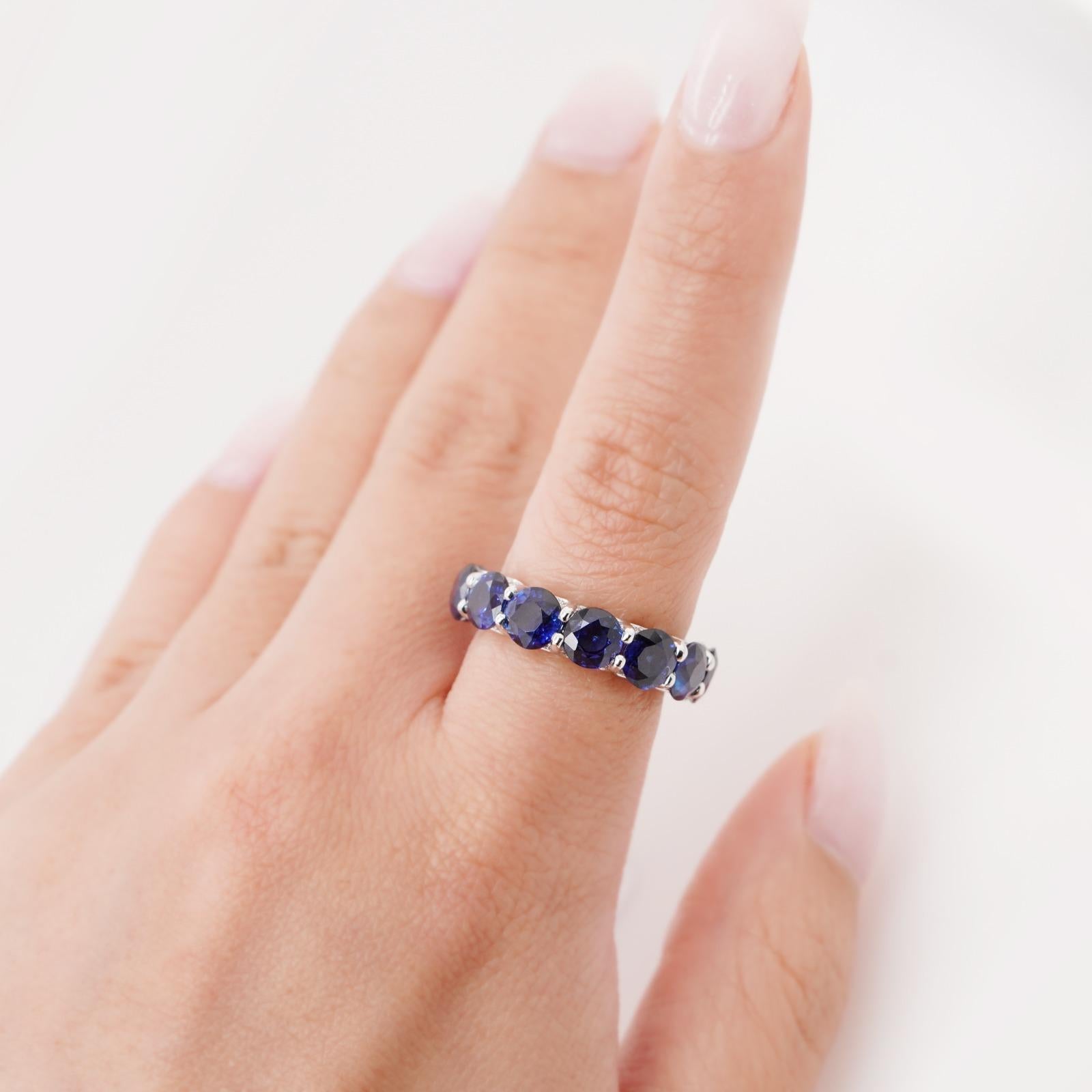 Round Cut BENJAMIN FINE JEWELRY 9.27 cts Round Blue Sapphire 18K Eternity Band Ring For Sale