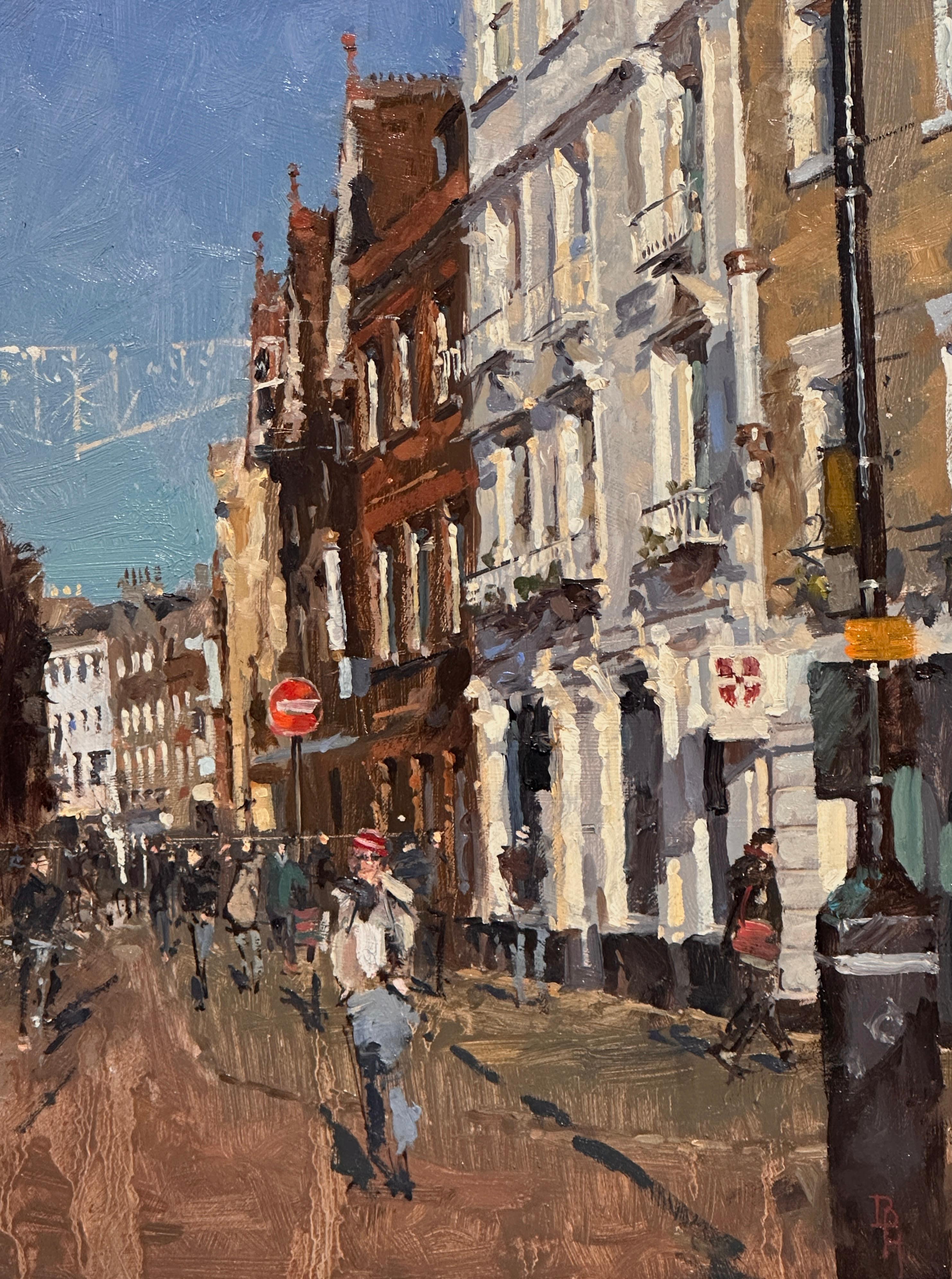 Magnifique paysage urbain impressionniste britannique contemporain, vue de la rue de Londres - Painting de Benjamin Hope