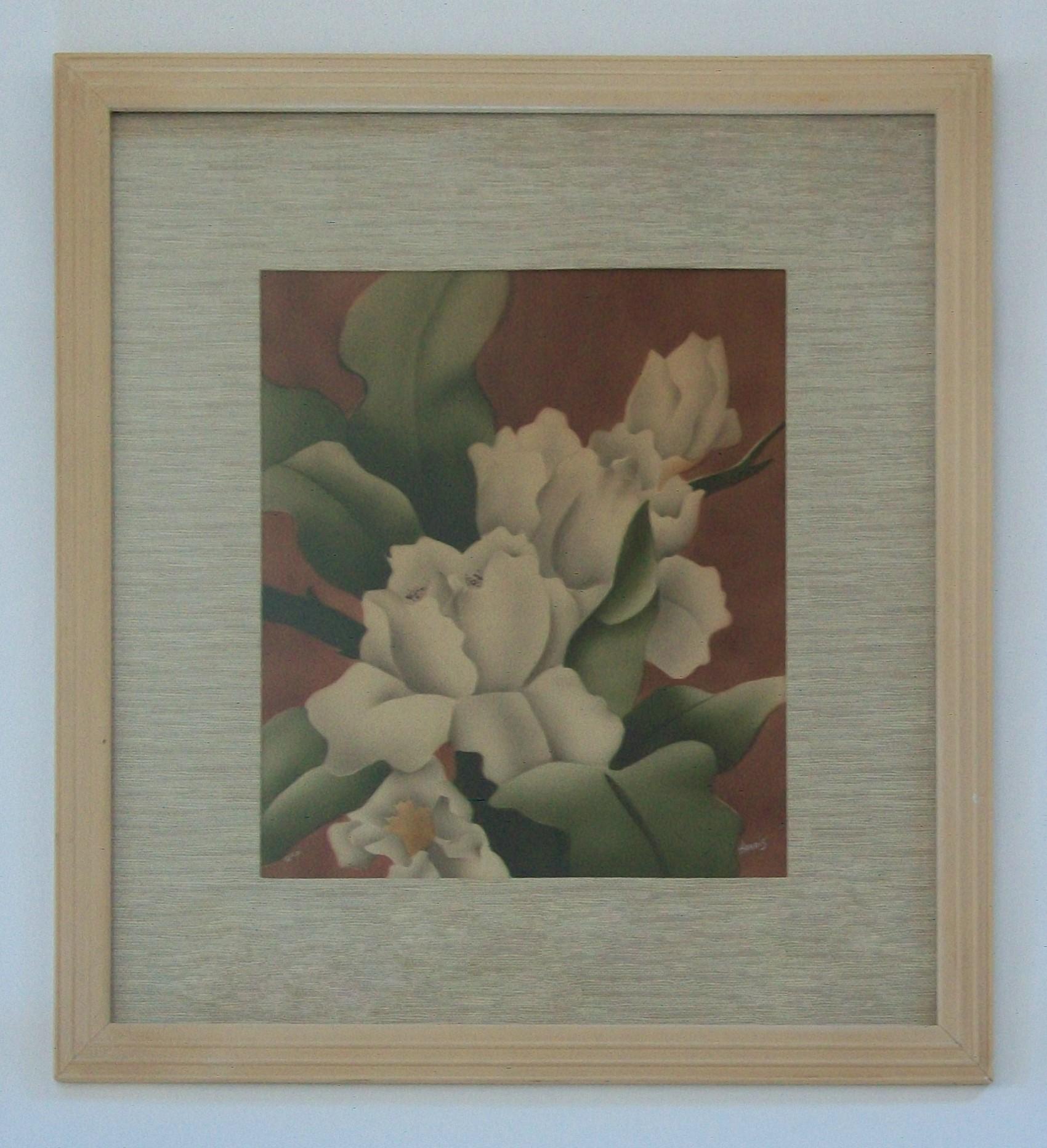 BENJAMIN JORJ HARRIS - NEWMAN DECOR - Amerikanisches Art Deco Airbrush-Gemälde auf Illustrationskarton - zeigt eine überdimensionale Gruppe von weißen Gardenienblüten und -blättern (die Quintessenz des Art Deco) vor einem weinfarbenen Hintergrund -