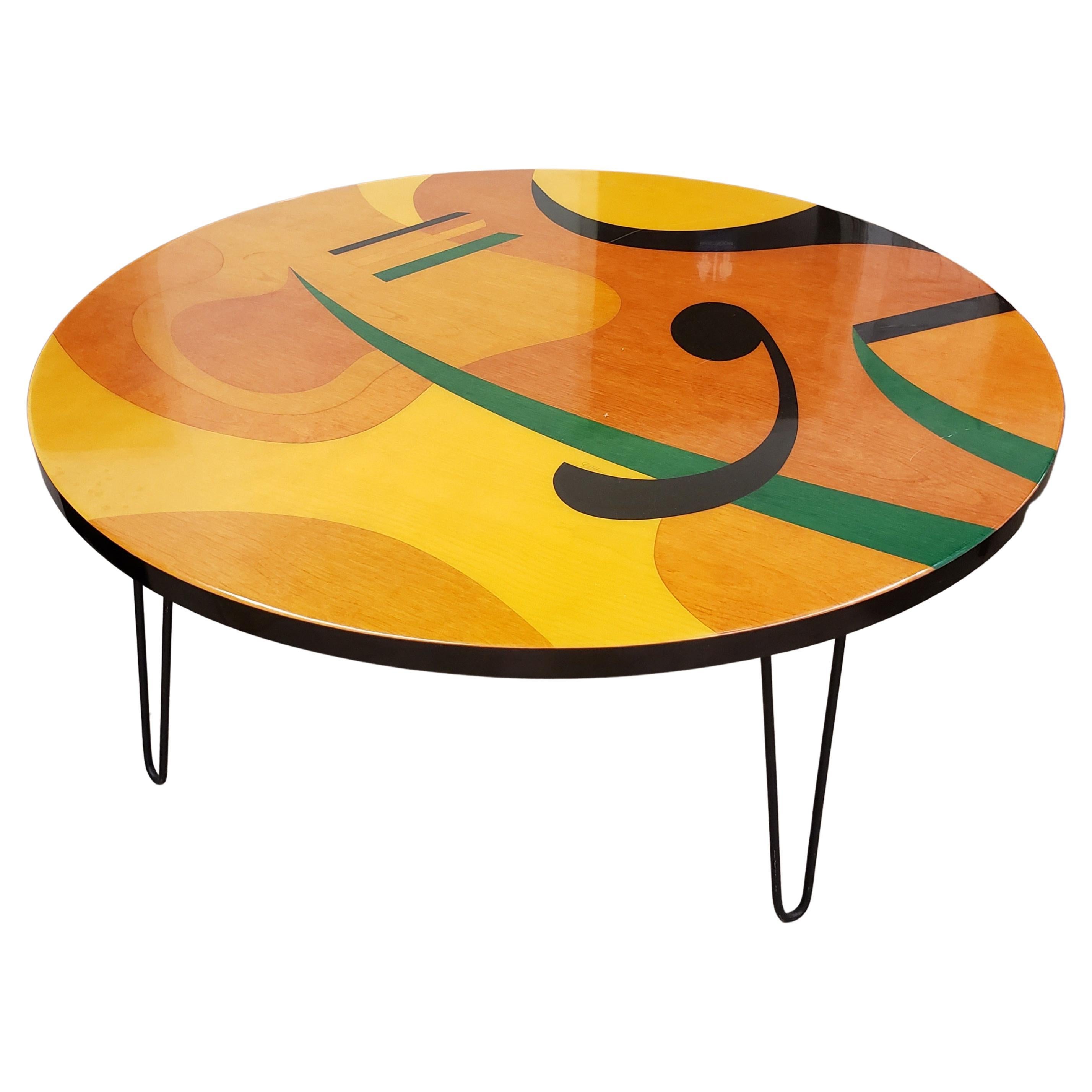 Moderne Table basse peinte abstraite mi-siècle moderne Lively de Benjamin Le en vente