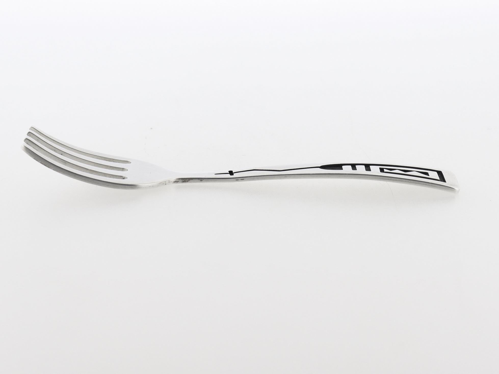 Benjamin Mansfield Nativo Americano Hopi Silvercrafts Guild Tenedor pequeño de plata Incrustación en venta