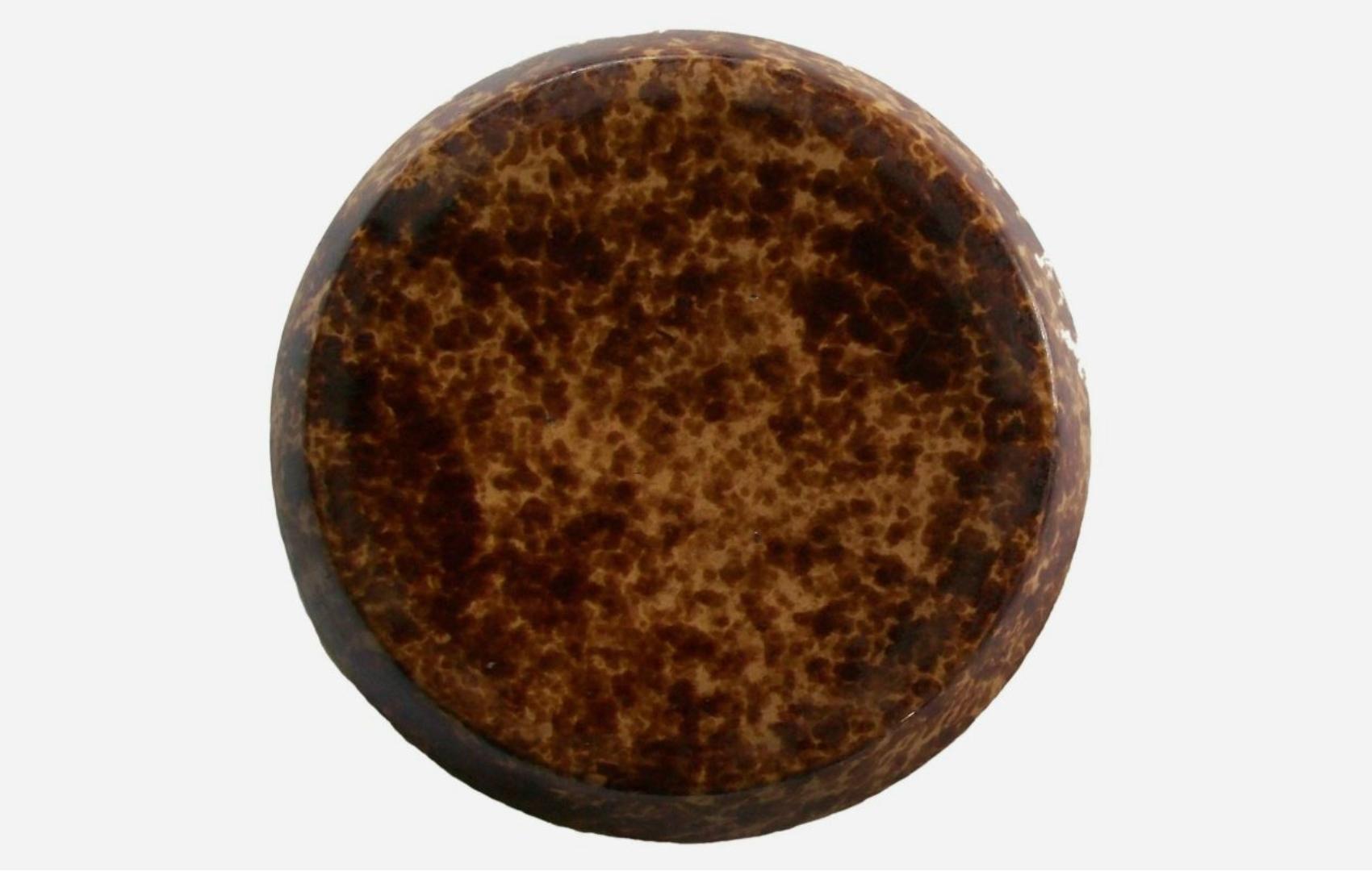 Vernissé BENNINGTON - Assiette à tarte en spathware brun - Non signé - U.S. - Fin du 19e siècle en vente