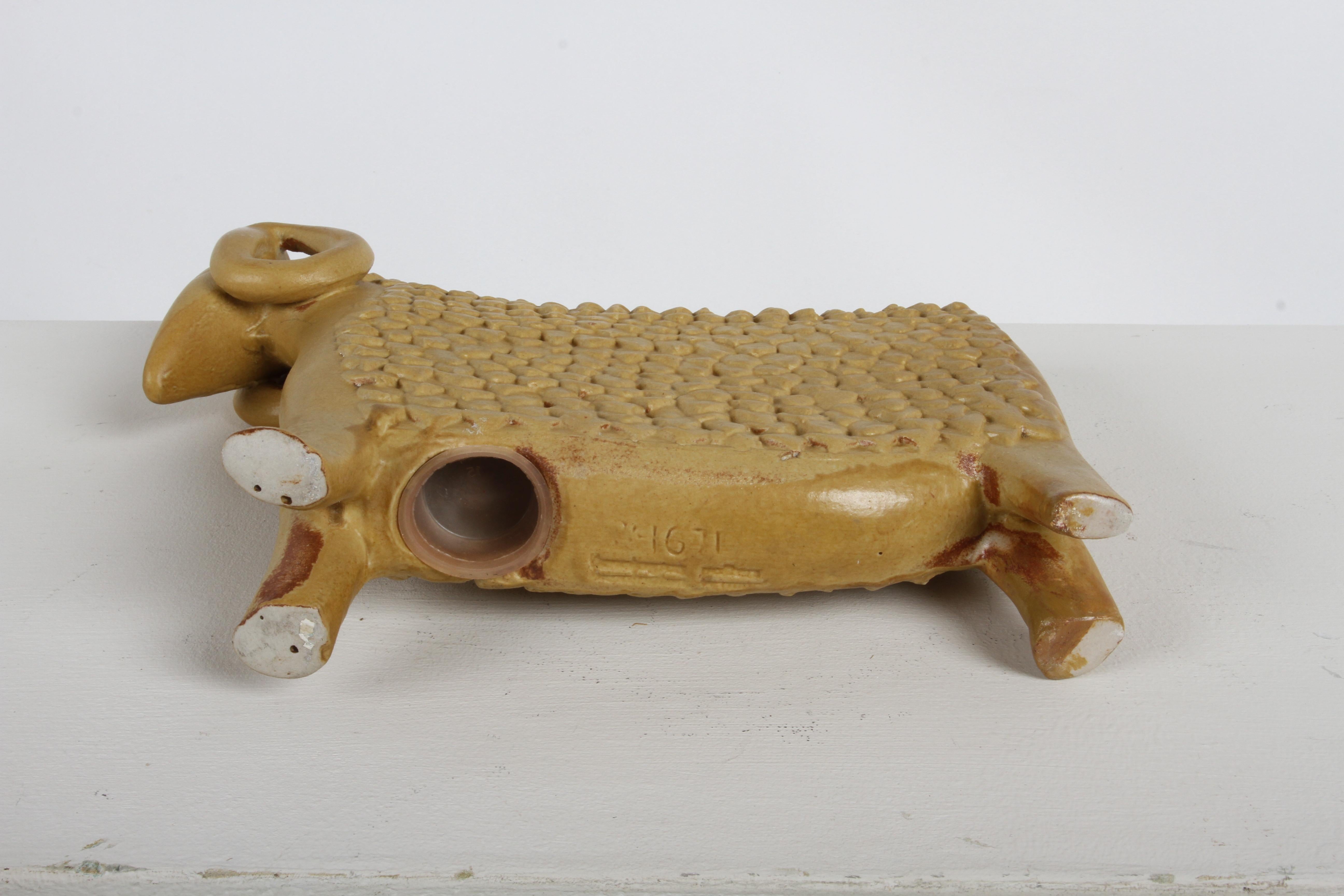 Bennington Pottery Sheep Ram Figure Sculpture Bank by David Gil & Yūsuke Aida in vendita 10